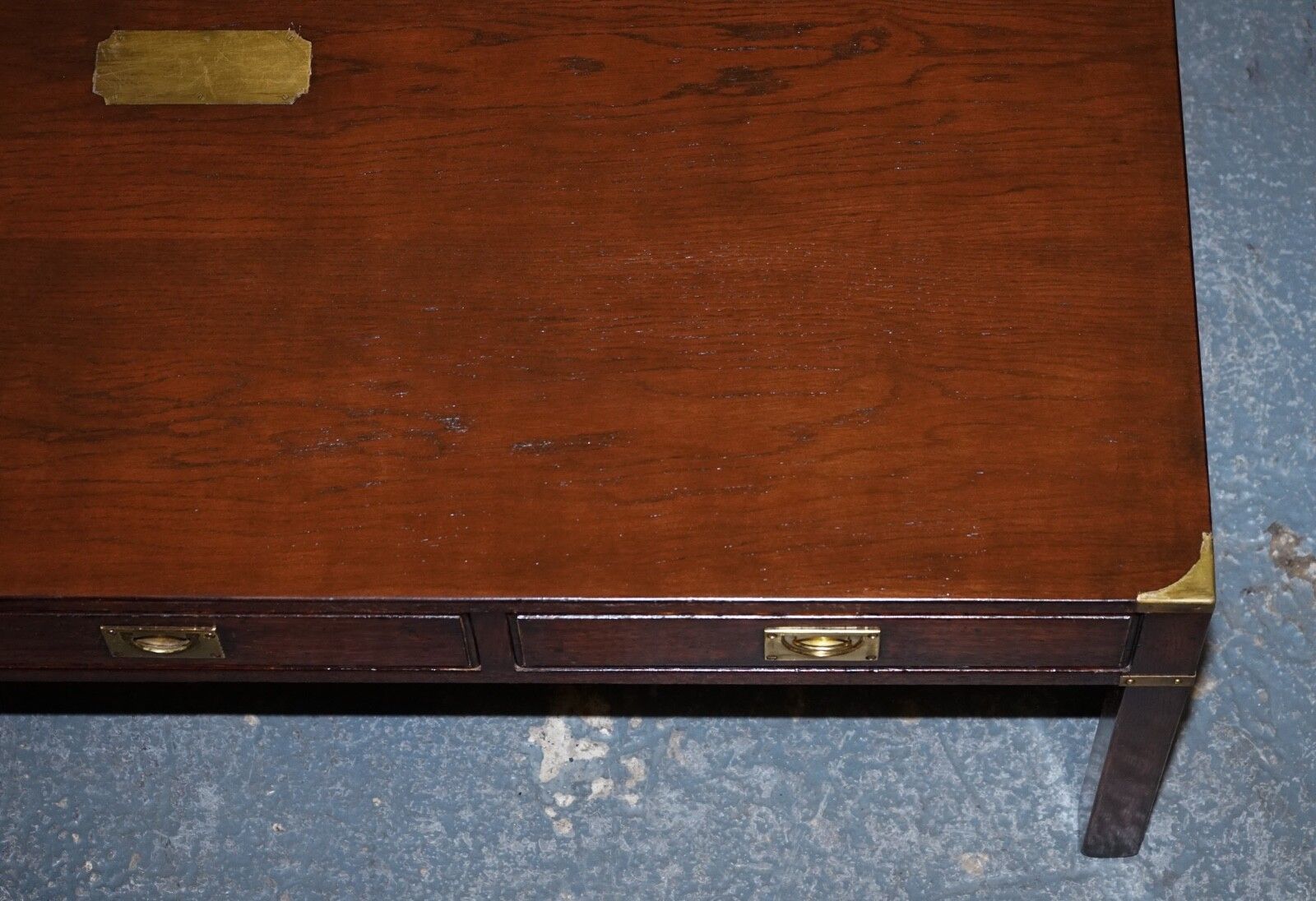 photo vintage Stunning Military Campaign Reh Kennedy Coffee Table With Three Deep Drawers