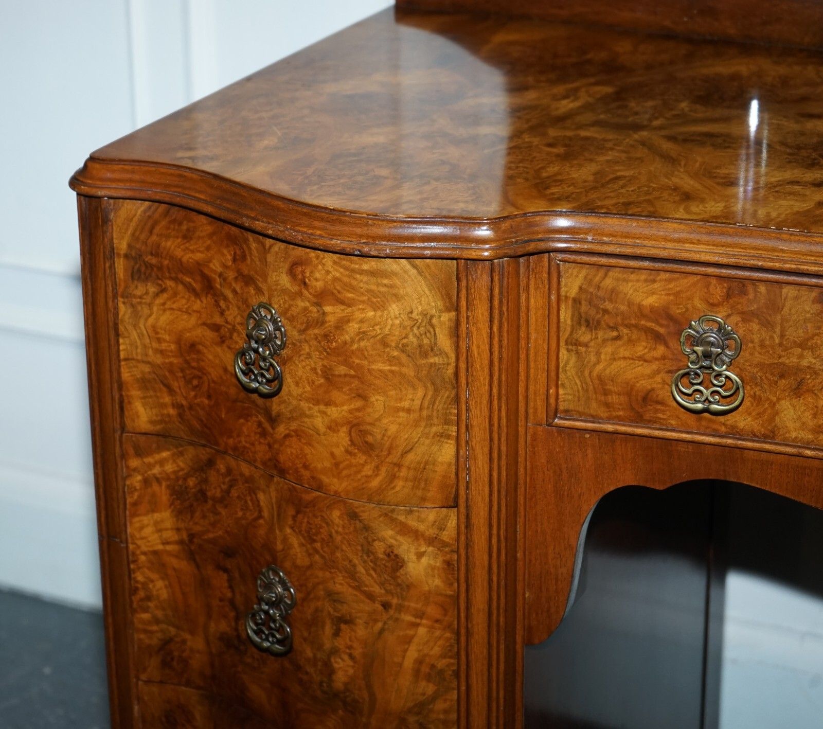 Antique 1920's Burr Walnut Art Deco Dressing Table With Plenty Of Drawers photo buy