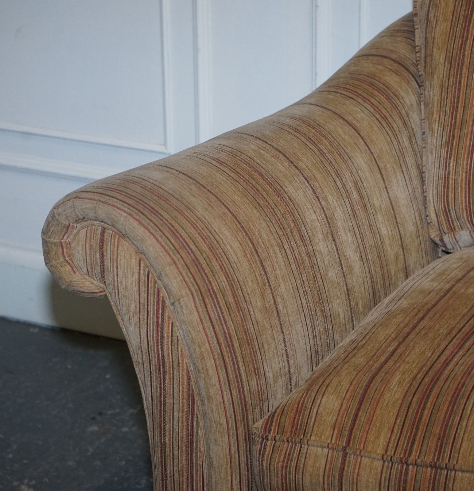 Vintage Parker Knoll Westbury 2 Seater Fabric Sofa With Castor Feet photo vinterior