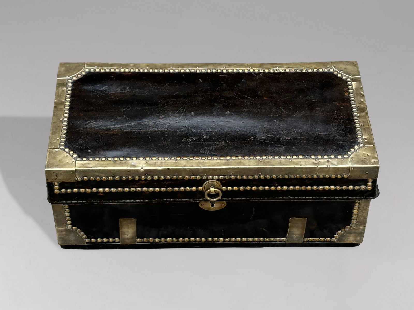 Early 19th Century Georgian Leather Brassbound Coaching Trunk photo vintage