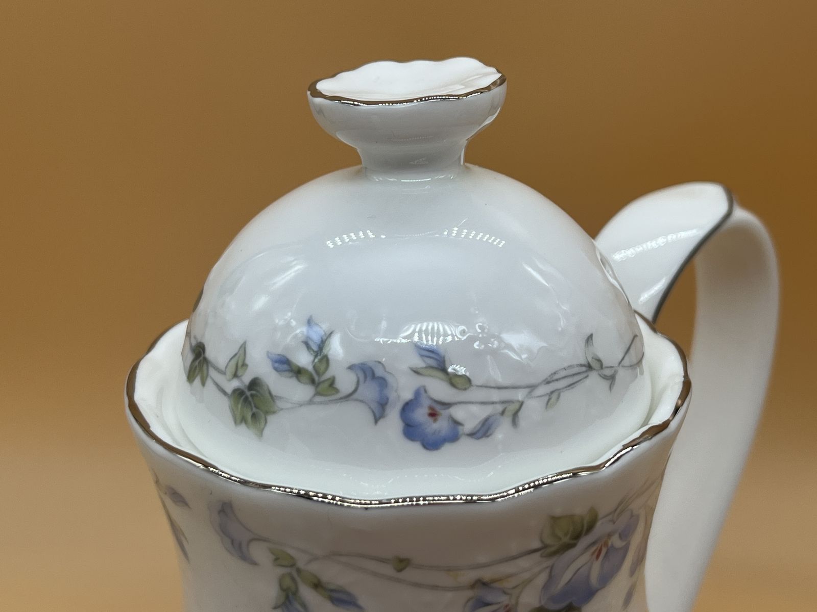 Royal Albert China For All Seasons Morning Flower Design 2 Pint Capacity Coffee Pot. C1984. photo vinterior