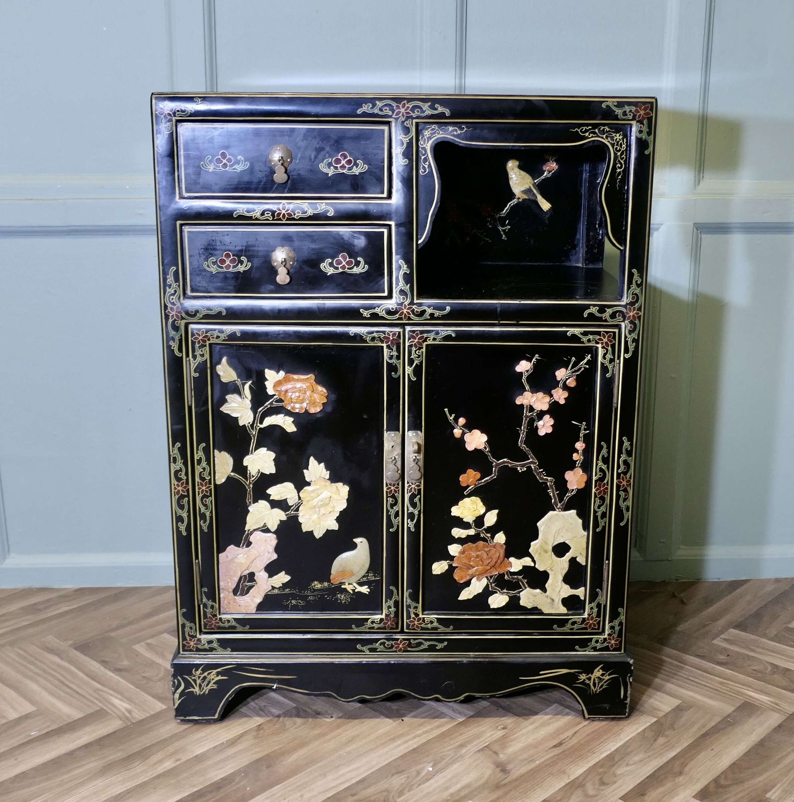 Pretty Black Chinoiserie Cupboard Decorated With Birds And Flowers photo furniture