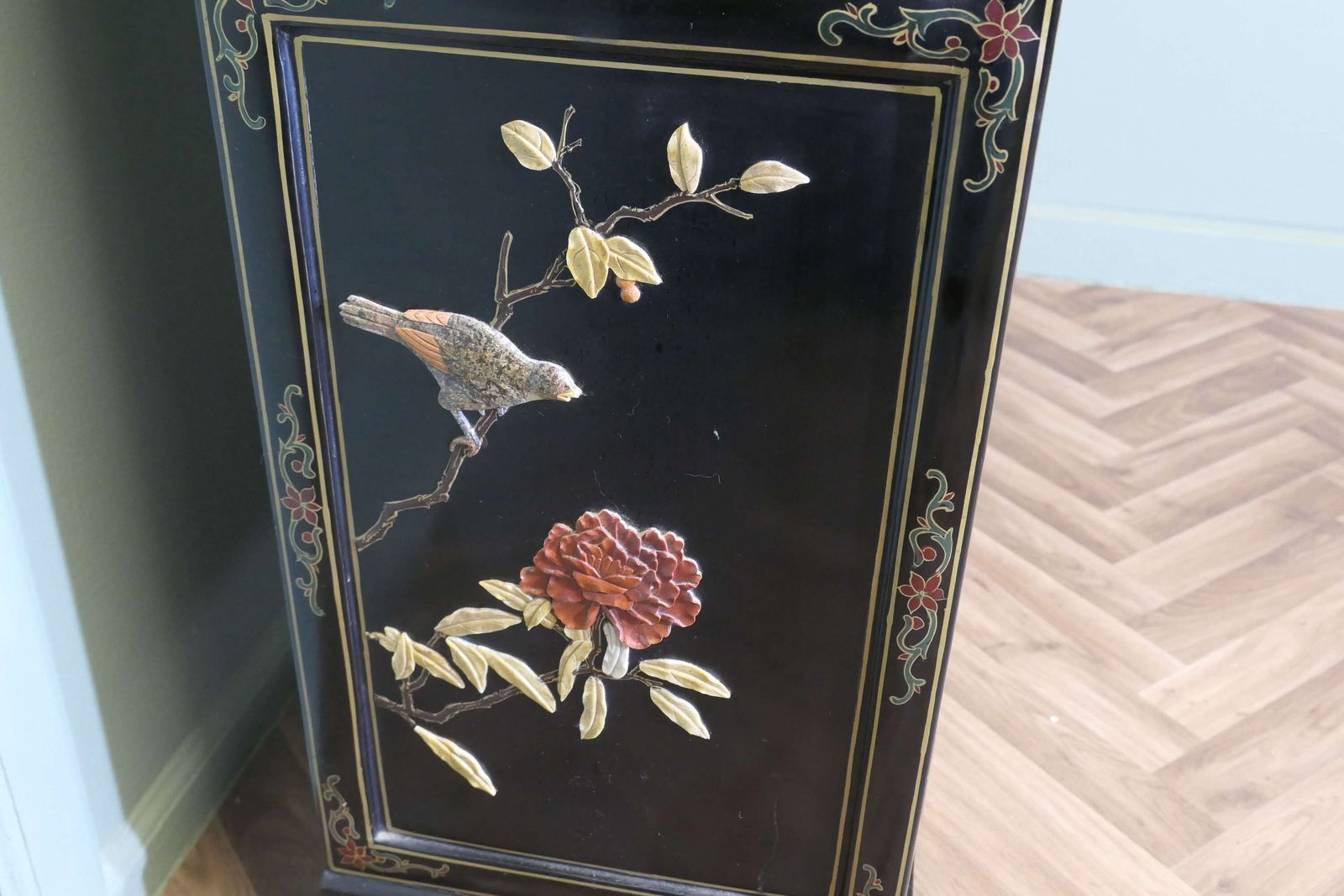 photo furniture Pretty Black Chinoiserie Cupboard Decorated With Birds And Flowers