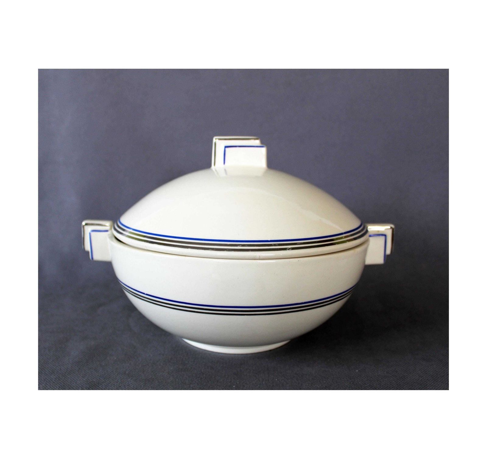Large Antique Art Deco Ceramic Tureen Soup Bowl, Hanny Edmond Bellefroid 3030, Petrus Regout Maastricht Holland, Country Farmhouse Kitchen