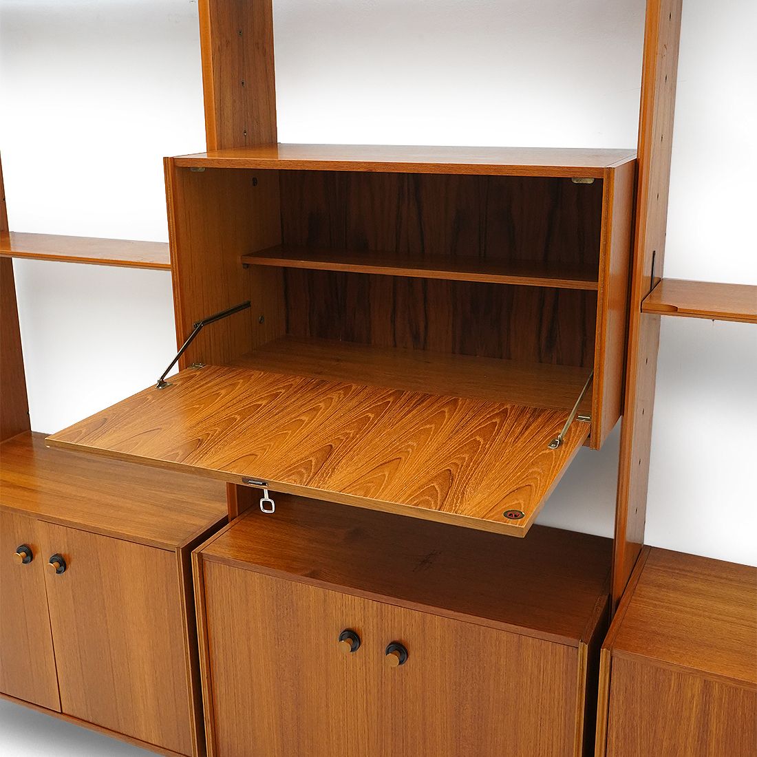 photo vinterior Bookcase With Wooden Uprights By Av Arredamenti Contemporanei, 1960s