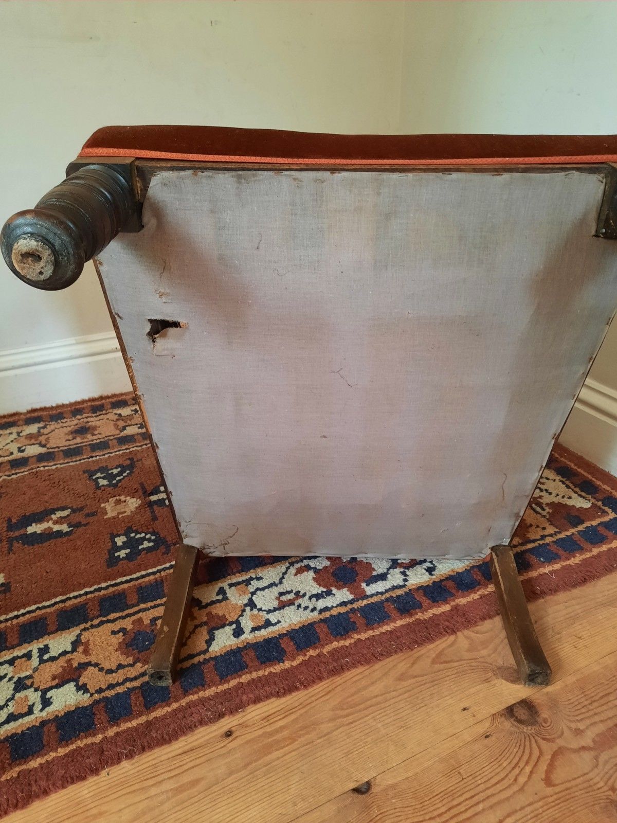 photo furniture Vintage Antique  Victorian  Nursing Chair / Armchair