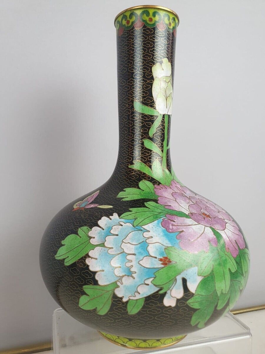 1500.0 Set Of 4 Cloisonné Bronze Vases, China 20th Century photo
