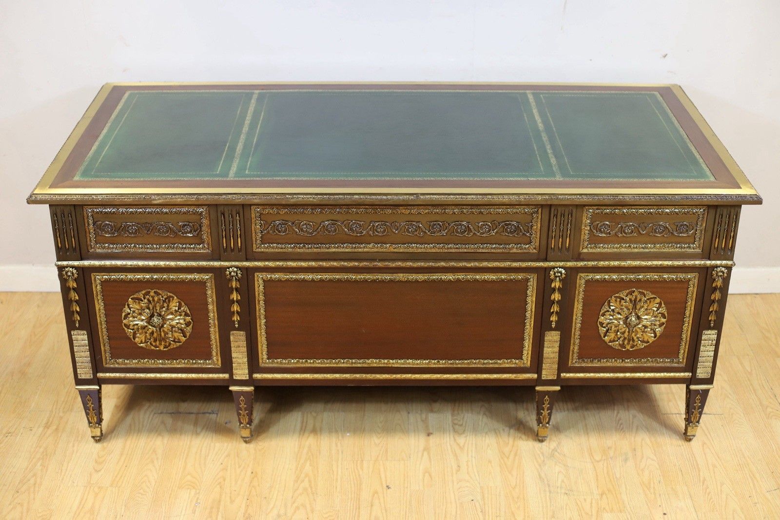 photo vinterior Stunning French Empire Style Mahogany Desk