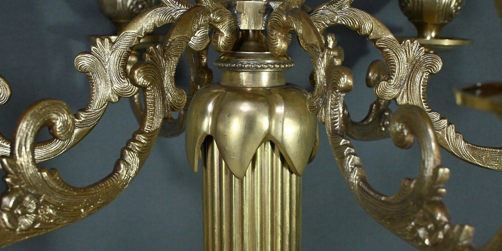 Important Bronze Candelabra, Louis XVI Style – Late 19th Century photo vinterior