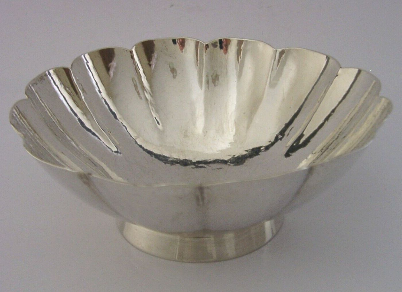 Gillian Packard Rare Plannished Sterling Silver Dish Bowl 1963 English 148g photo Home Decor
