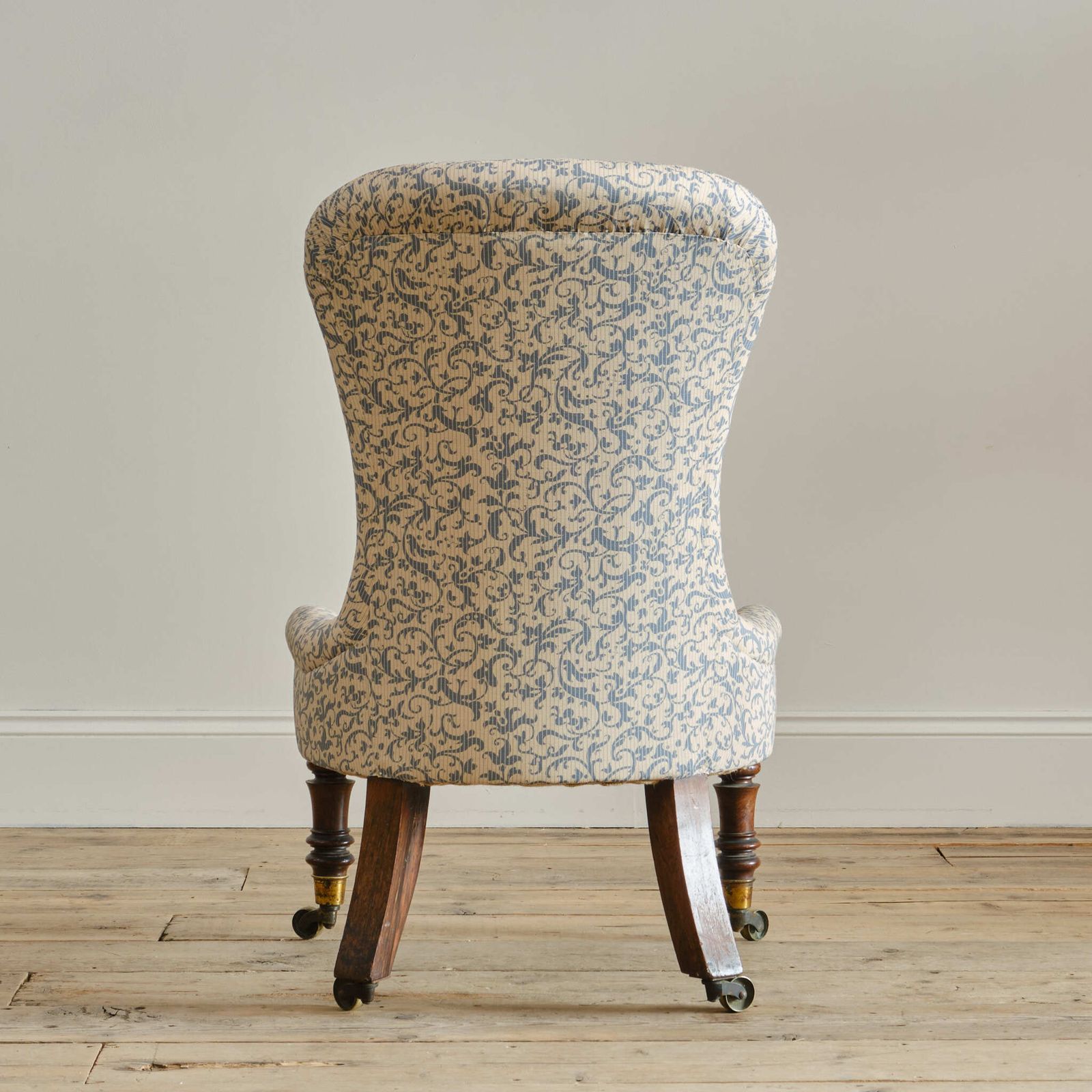 Regency Slipper Chair photo vinterior