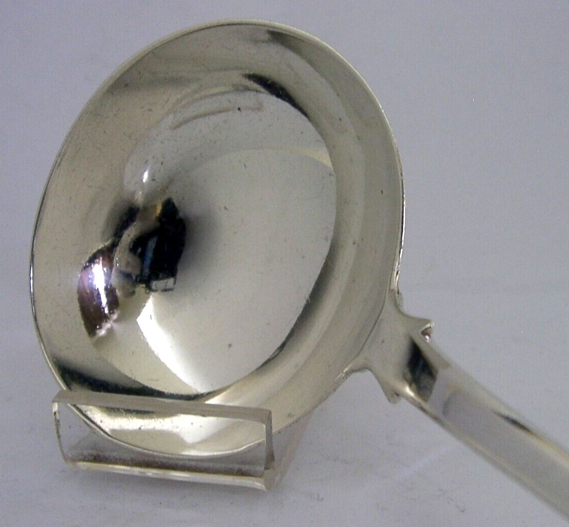 William IV Sterling Silver Hunt Family Crested Sauce Gravy Ladle 1836 58g photo for sale