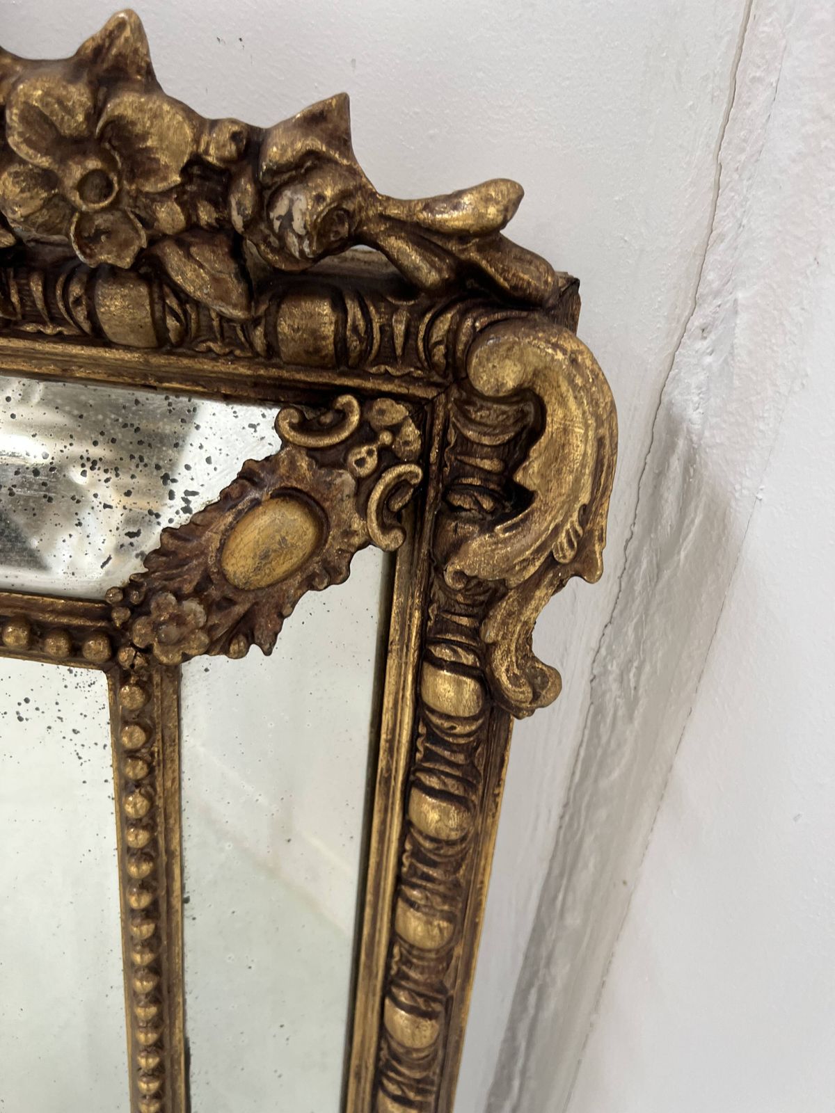1278.825 Louis XVI Style Mirror With Parecloses In Wood And Gilded Stucco 19th Century photo