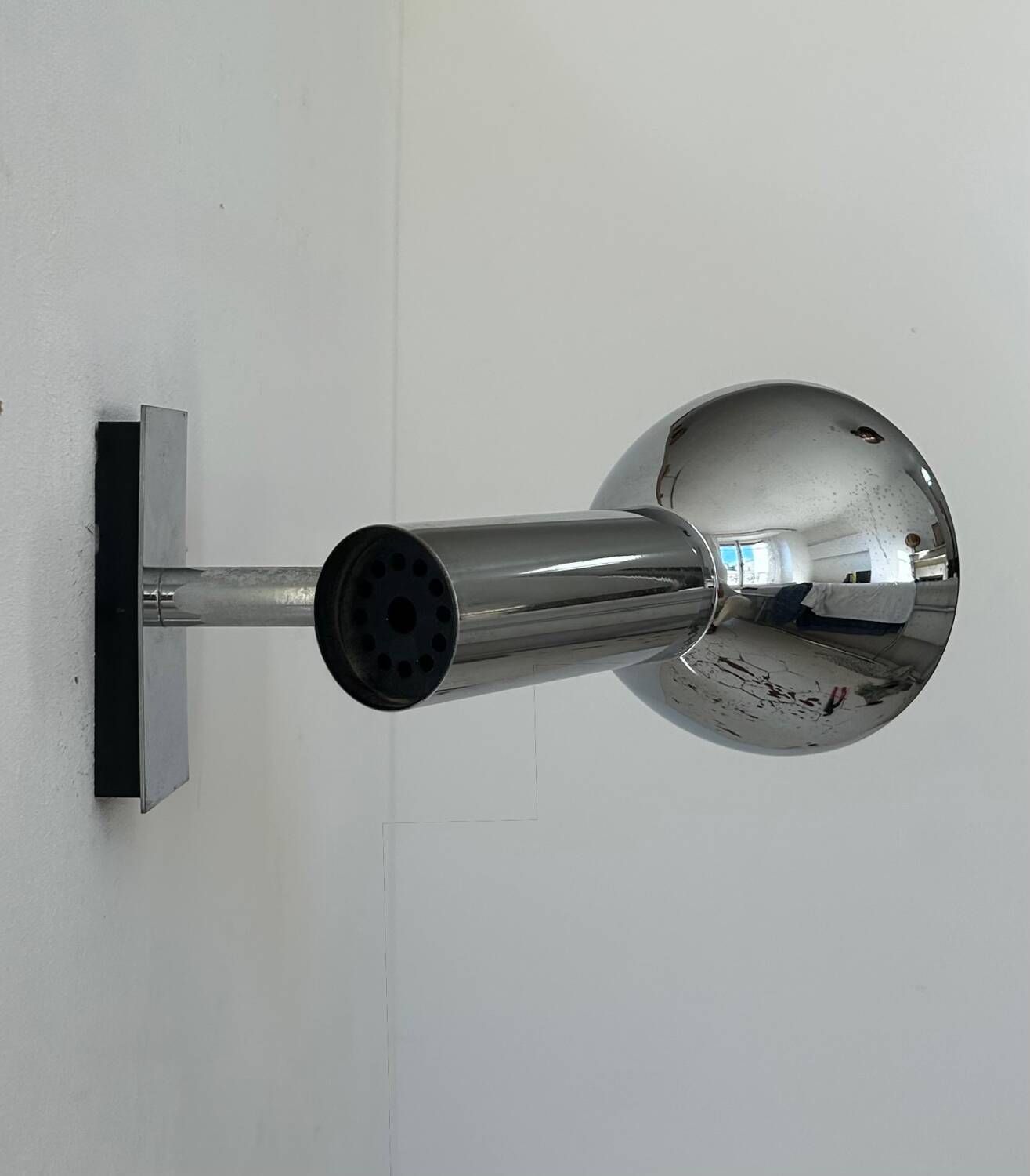 photo furniture Vintage Adjustable Wall Lamp, Chrome Plated Metal, France 1970