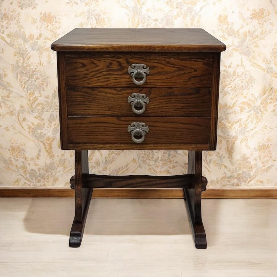 Vintage Oak Bedside Cabinet / Webber Furniture / C1970