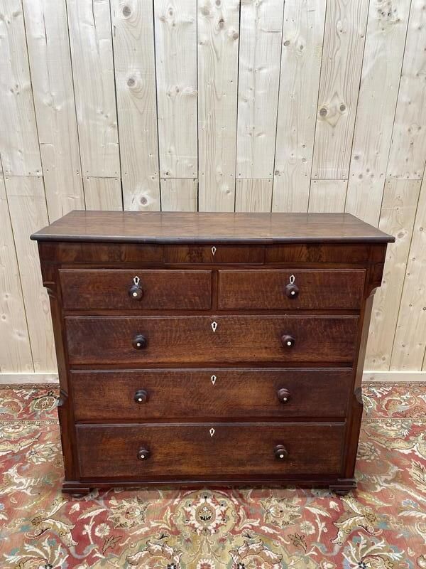 Commode En Chêne Et Placage De Noyer Style Anglais photo for sale