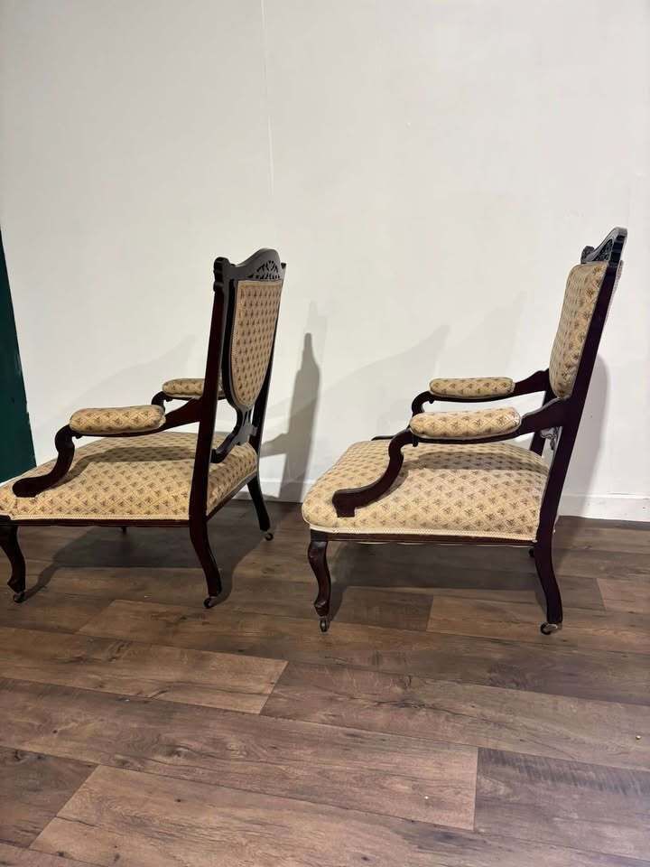 379.0 Pair Of Antique Mahogany Framed Drawing Room Chairs photo