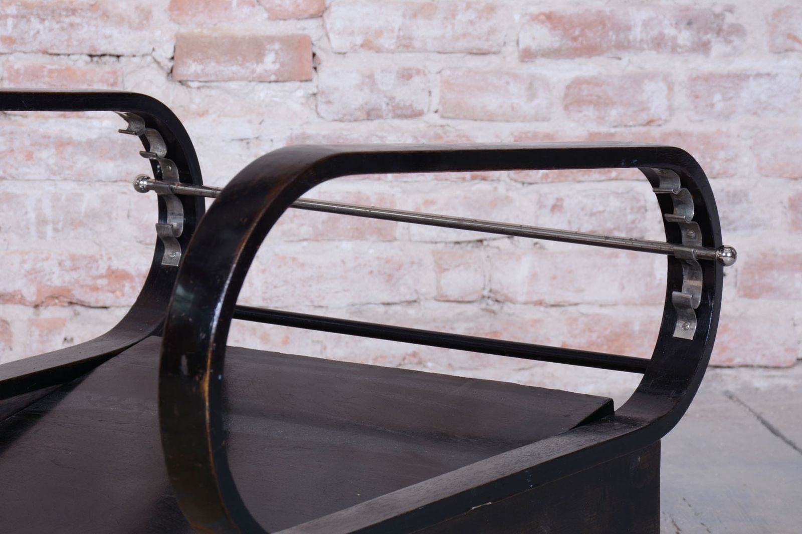 photo vinterior Two Restored Art Deco Reclining Armchairs, By Halabala, Up Závody, Czech. 1920s