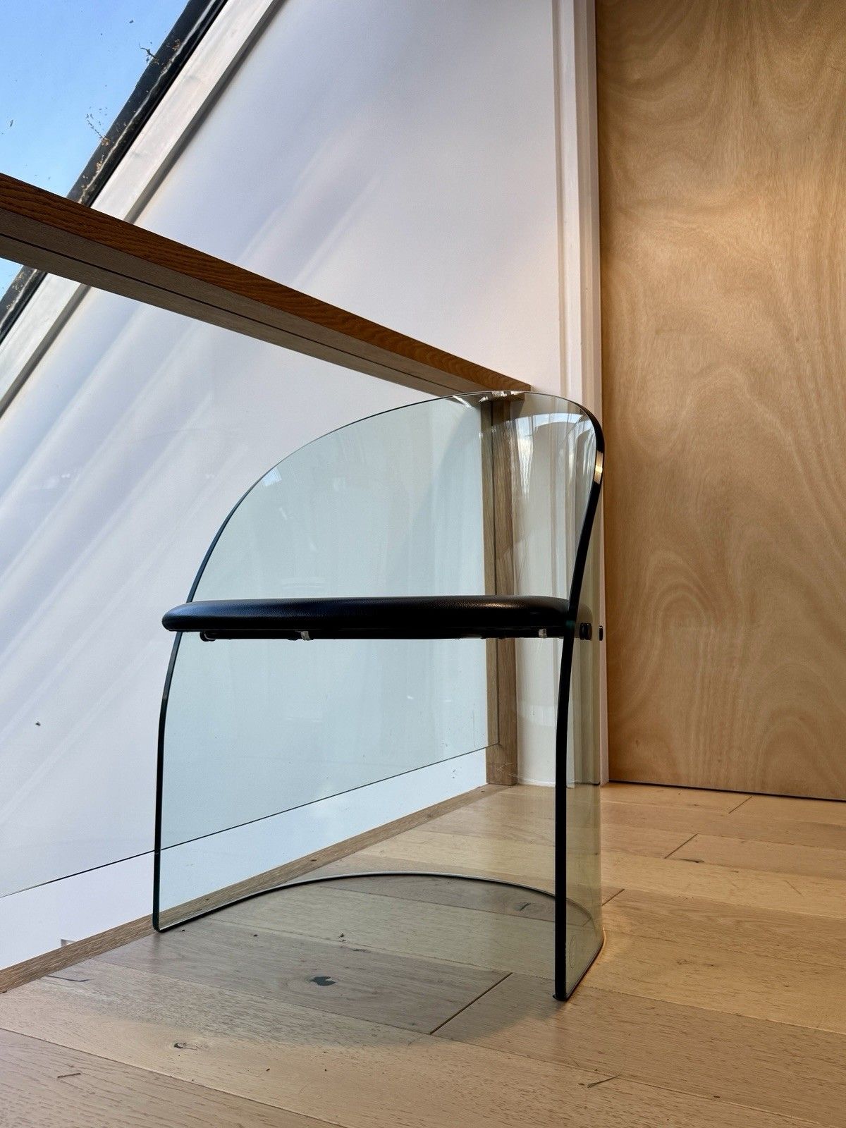 1980s Glass Framed Chair By Fiam Of Italy In The Style Of Louis Dierra photo for sale