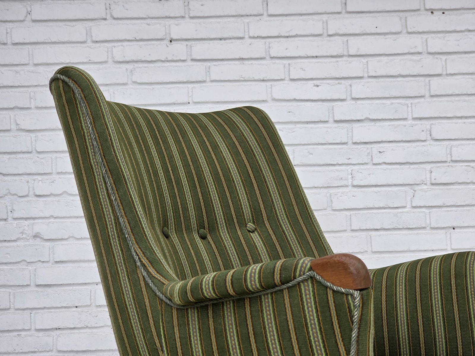 Ca. Jaren 1960, Deense Fauteuil, Groen Meubelwol, Teakhout. photo 1280.0