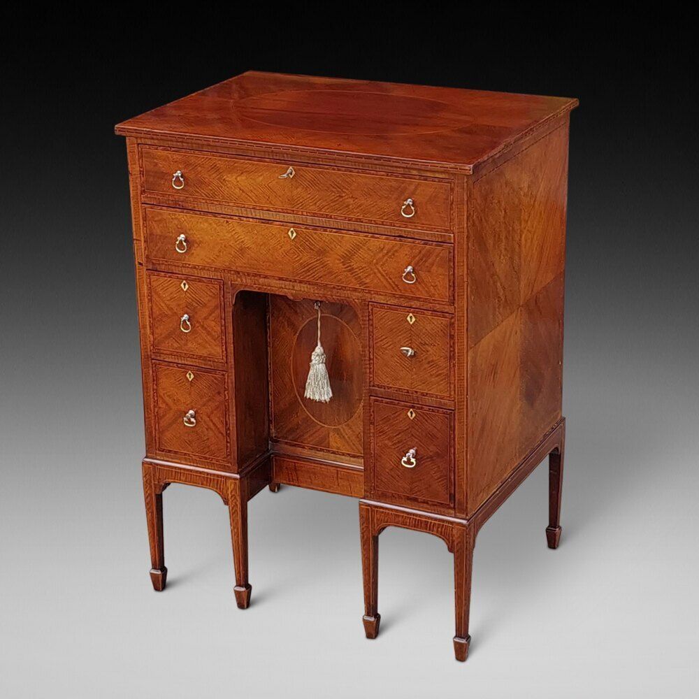 Late 19thc George II Style Mahogany Kneehole Desk