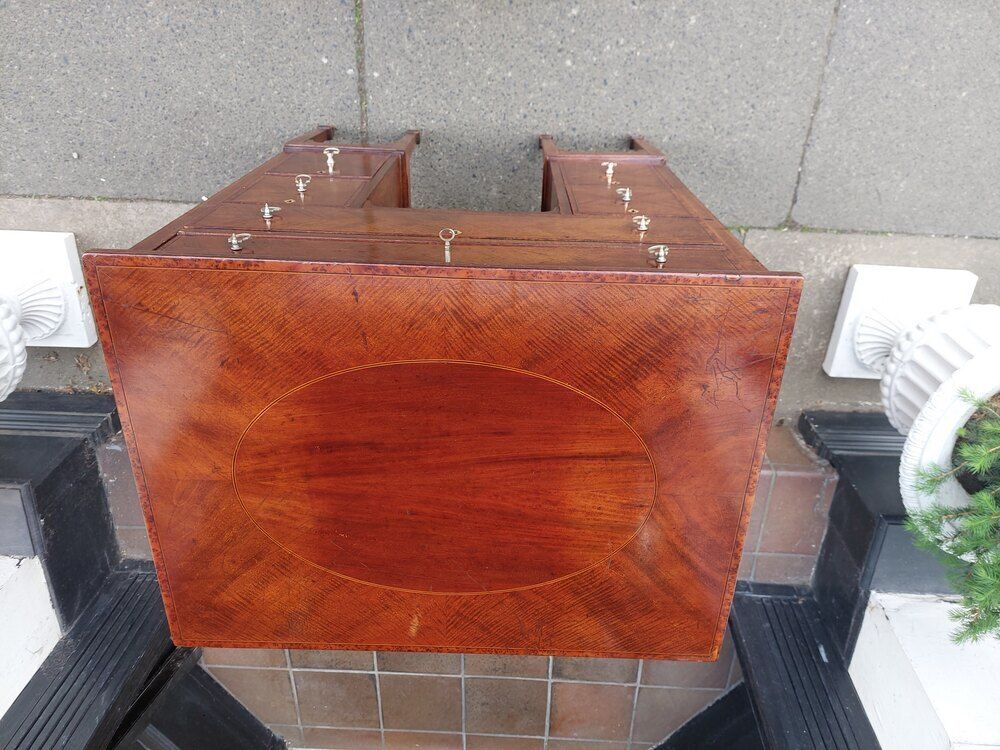 Late 19thc George II Style Mahogany Kneehole Desk photo vinterior