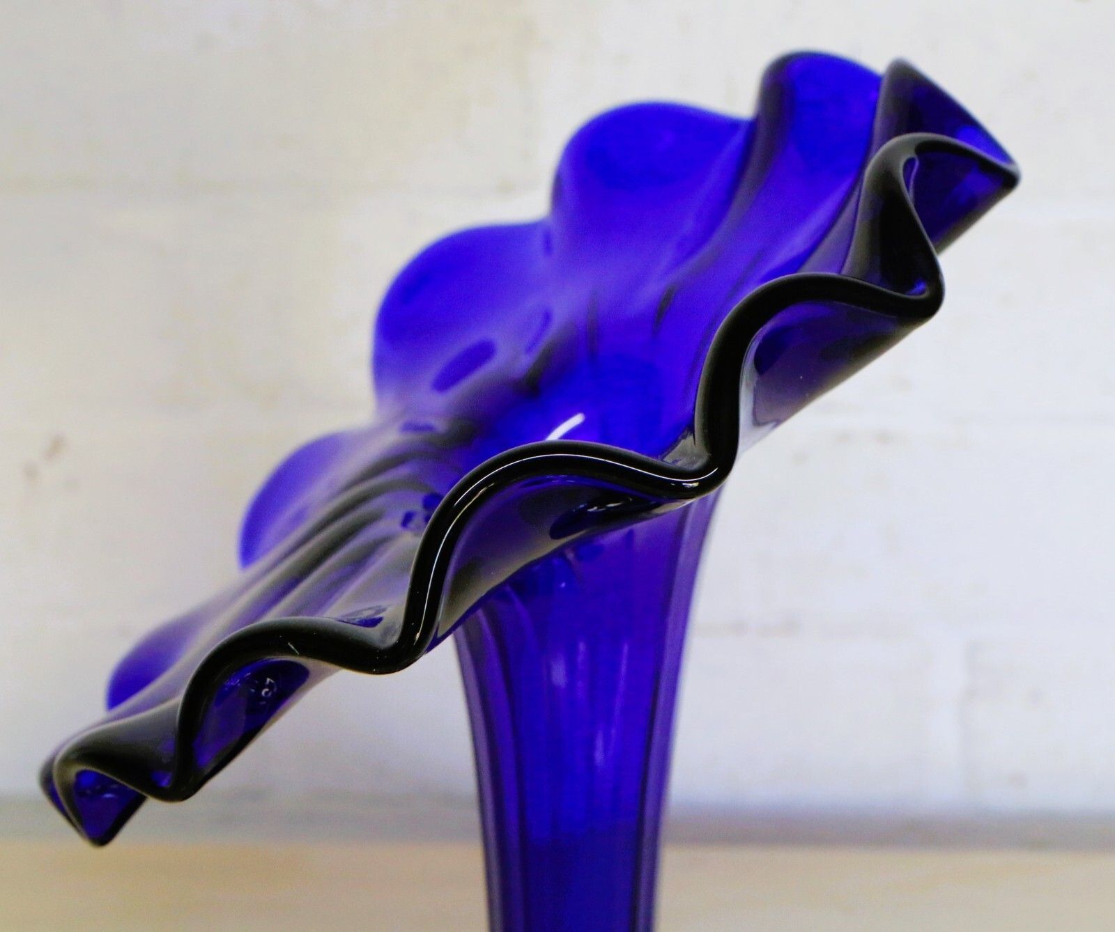 Large Vase Vintage Italian Cobalt Blue Glass Vase Very Striking Approx. 1960's. photo vinterior