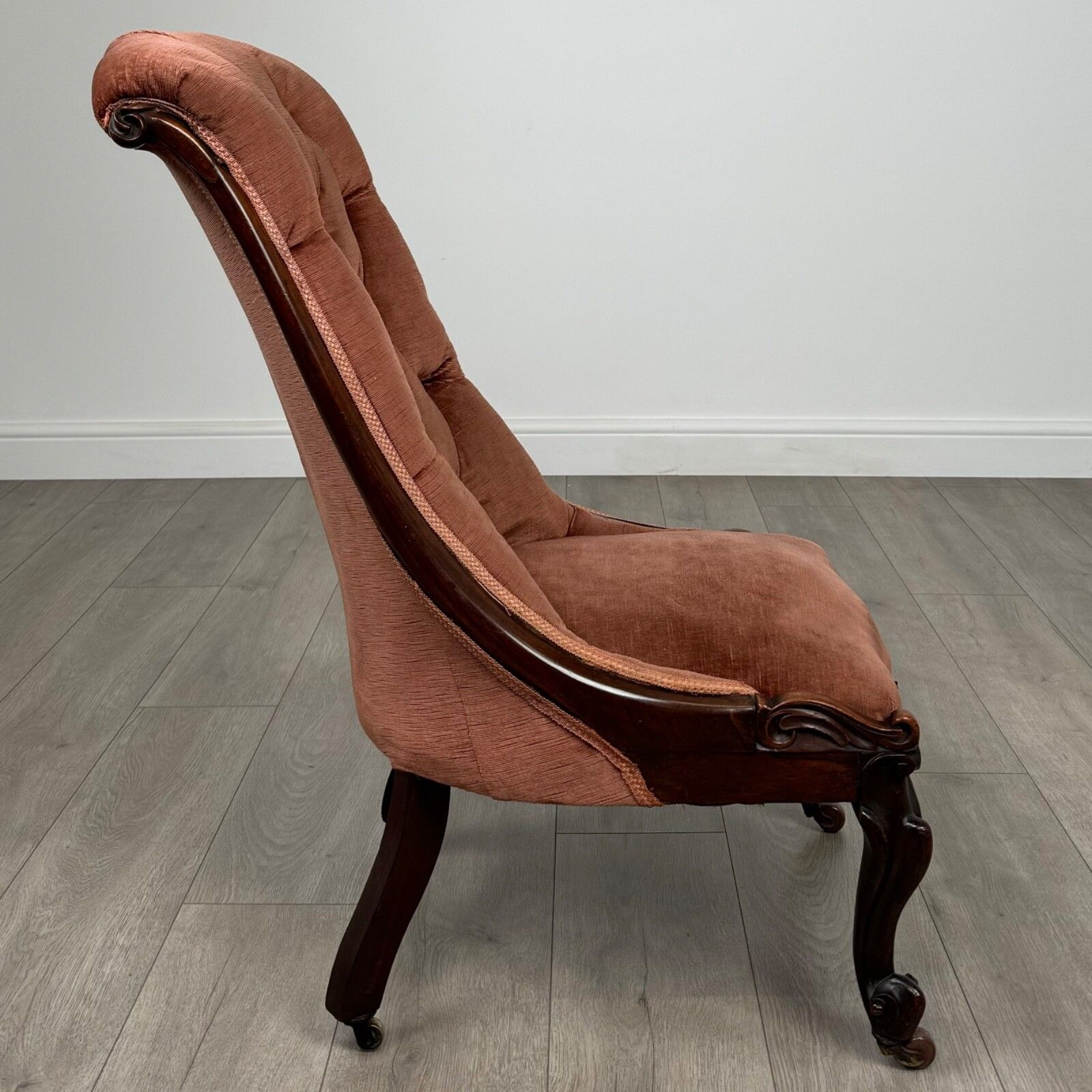 Antique 19th Century Nursing Chair In Mahogany photo vinterior