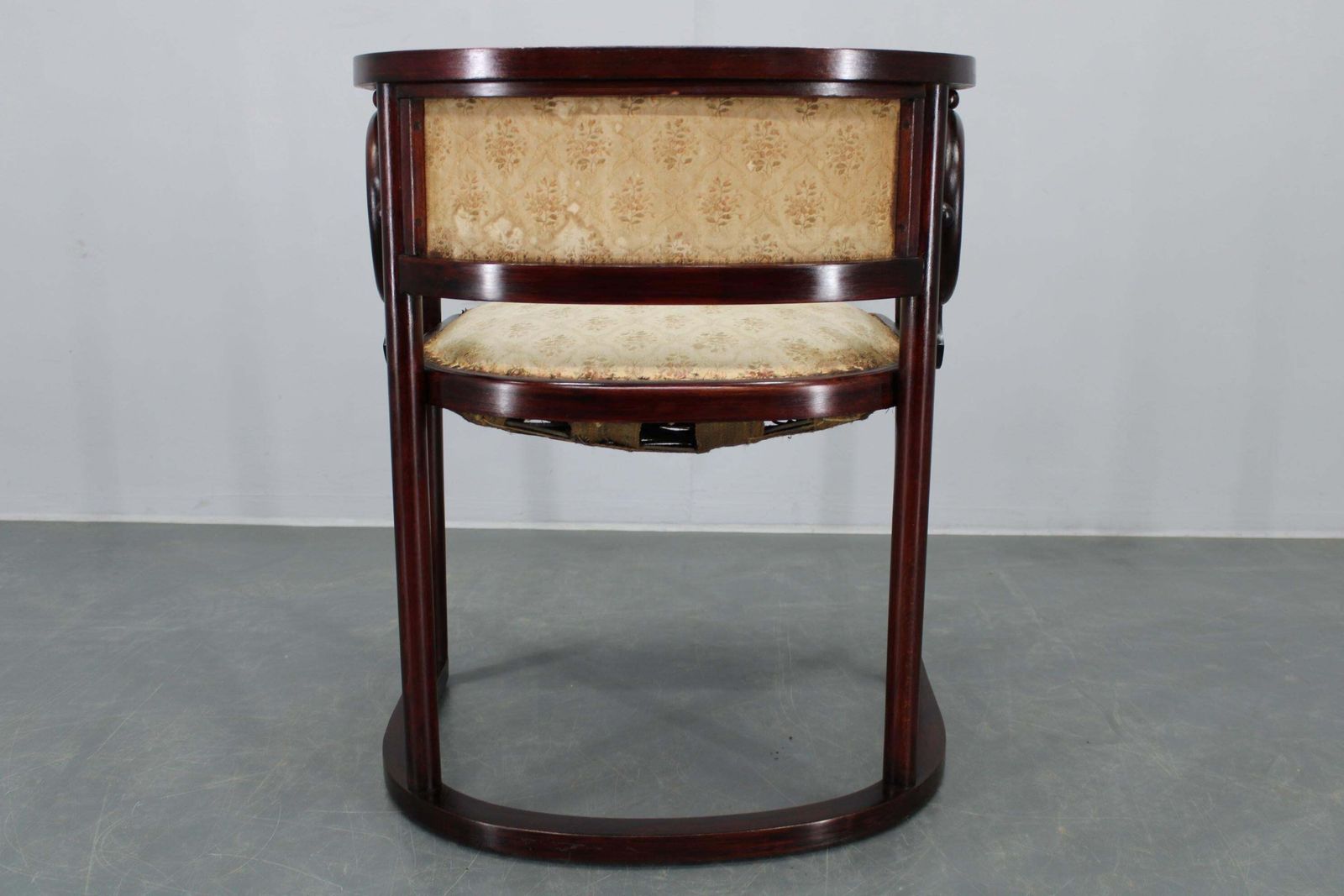 photo vintage Josef Hoffmann Variation Of Art Nouveau "Fledermaus" Armchair By Fischel