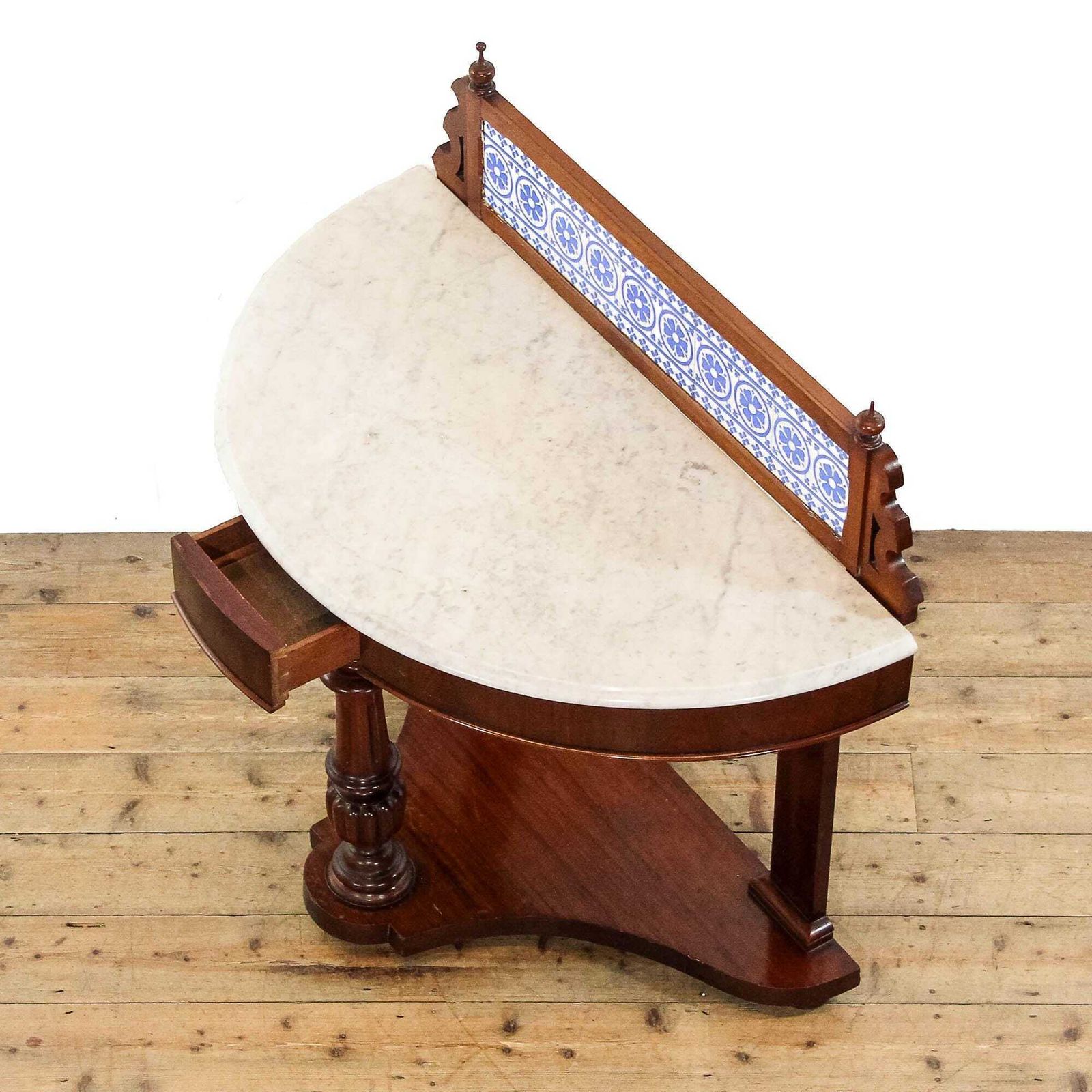 Antique Victorian Mahogany And Marble Duchess Washstand | Antique Washstand | Marble Top | Bedroom Furniture | Antique photo vinterior