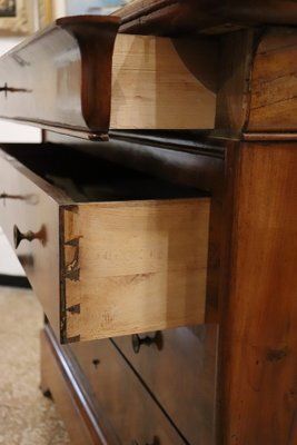 Antique Chest Of Drawers In Walnut photo vinterior
