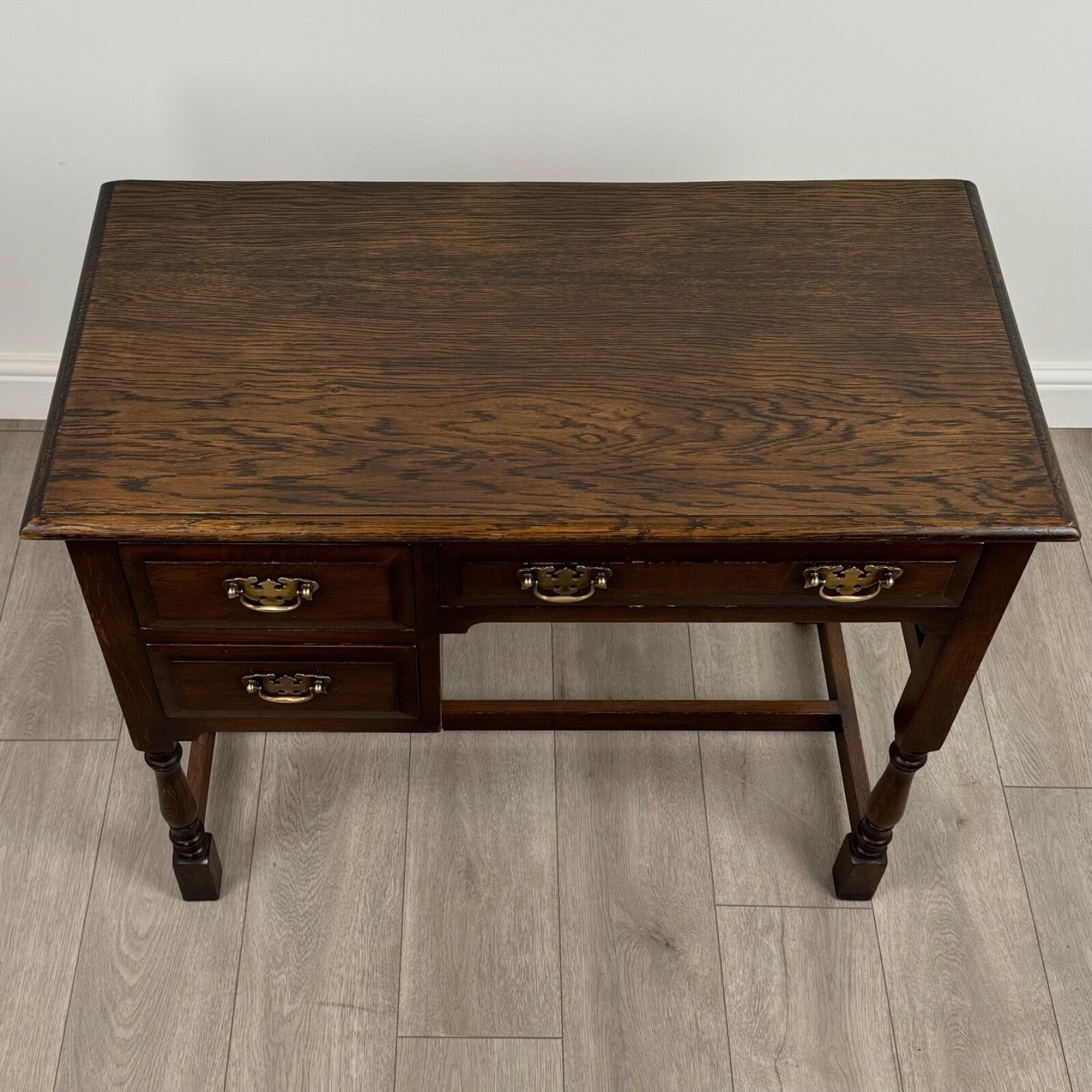 photo furniture Antique 20th Century Good Quality Desk In Oak