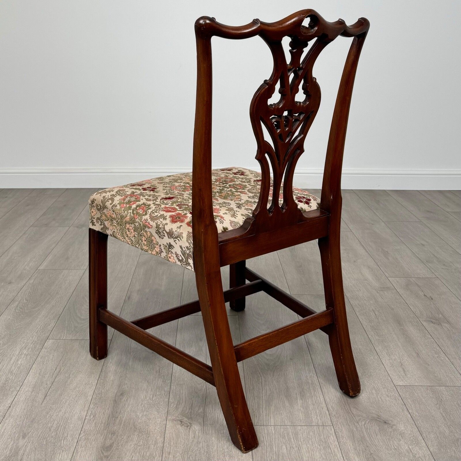 Antique 20th Century Set Of 8 Chippendale Style Dining Chairs photo Furniture