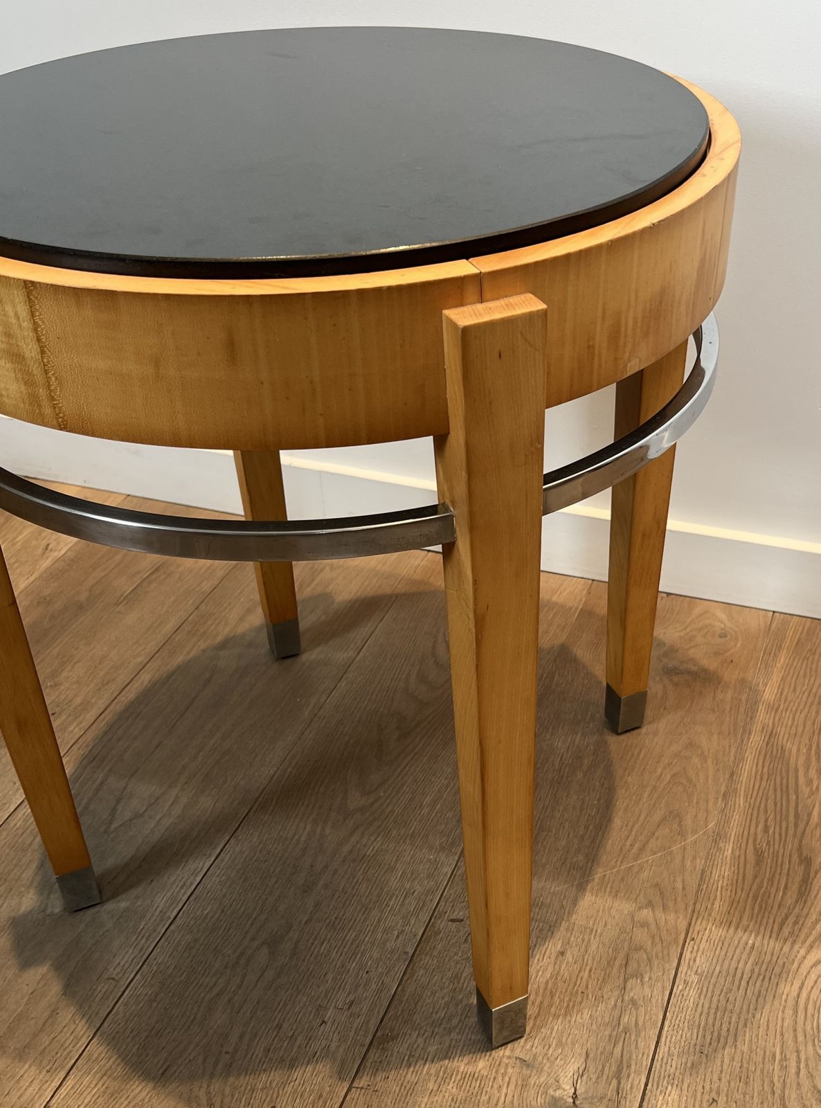 photo furniture Sycamore Veneer, Chrome And Marble Top Pedestal Table