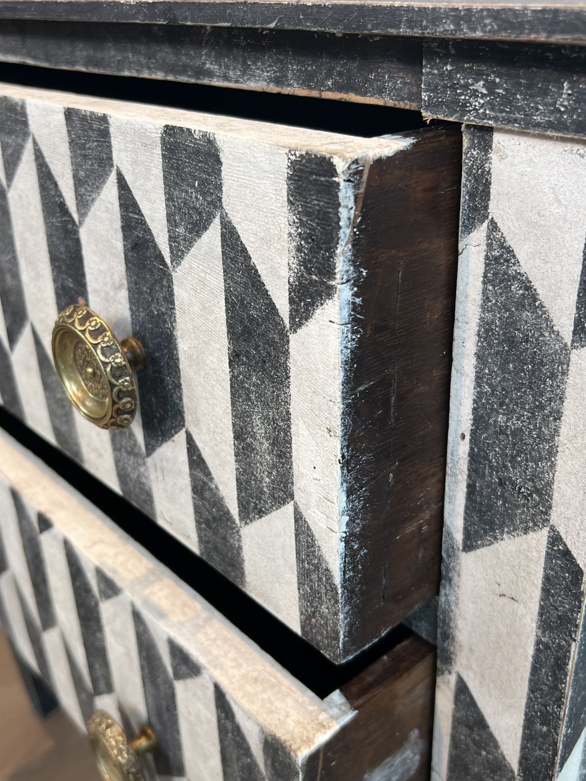 photo for sale Small Italian Chest Of Drawers Opening With 2 Drawers Patinated With A Trompe L'oeil Checkerboard
