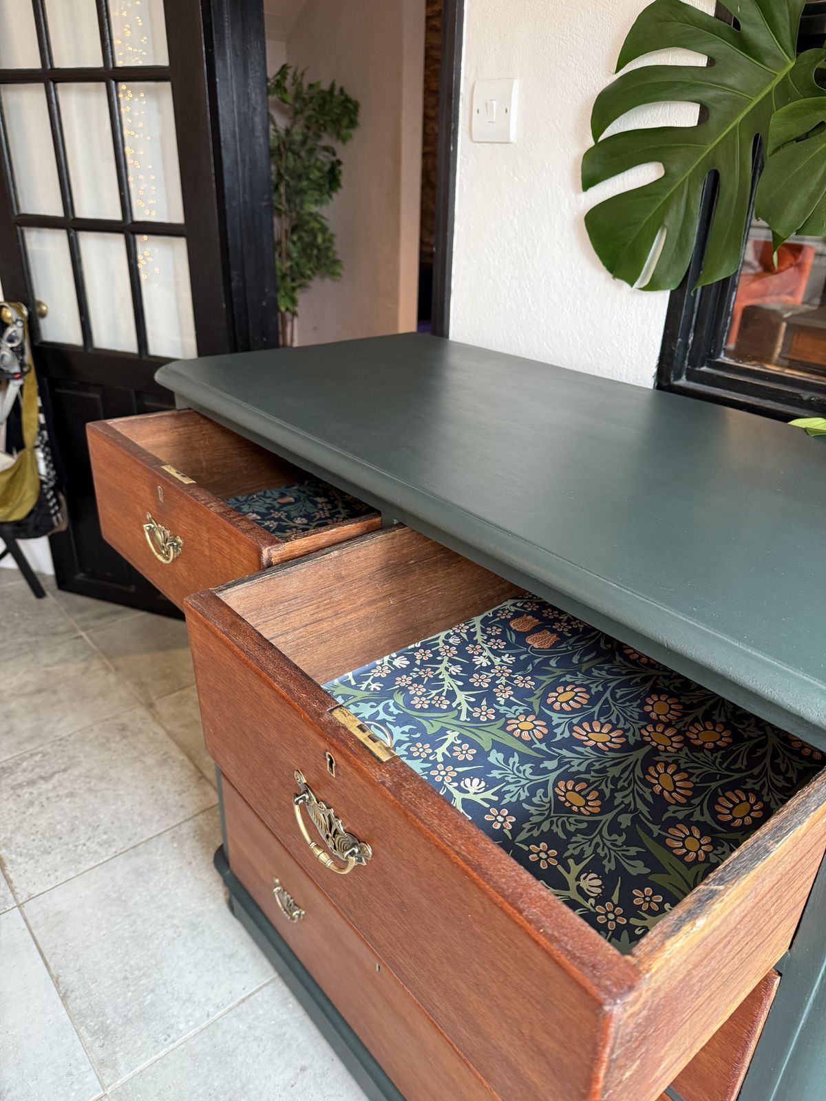 Large Chest Of Drawers, Fully Restored photo 520.0