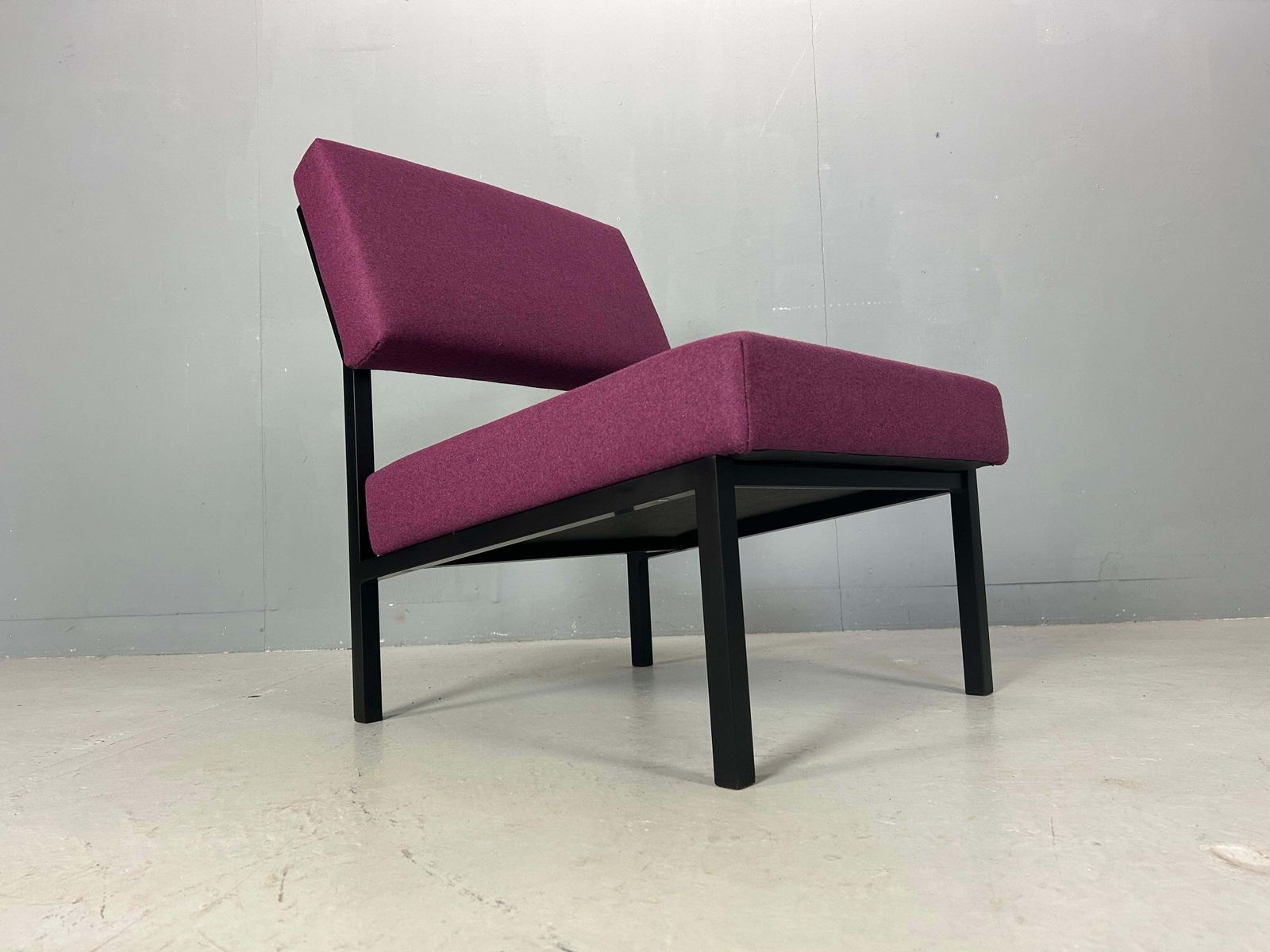 photo for sale Gijs Van Der Sluis Eggplant Colored Lounge Chair Model 36 Za, 1961