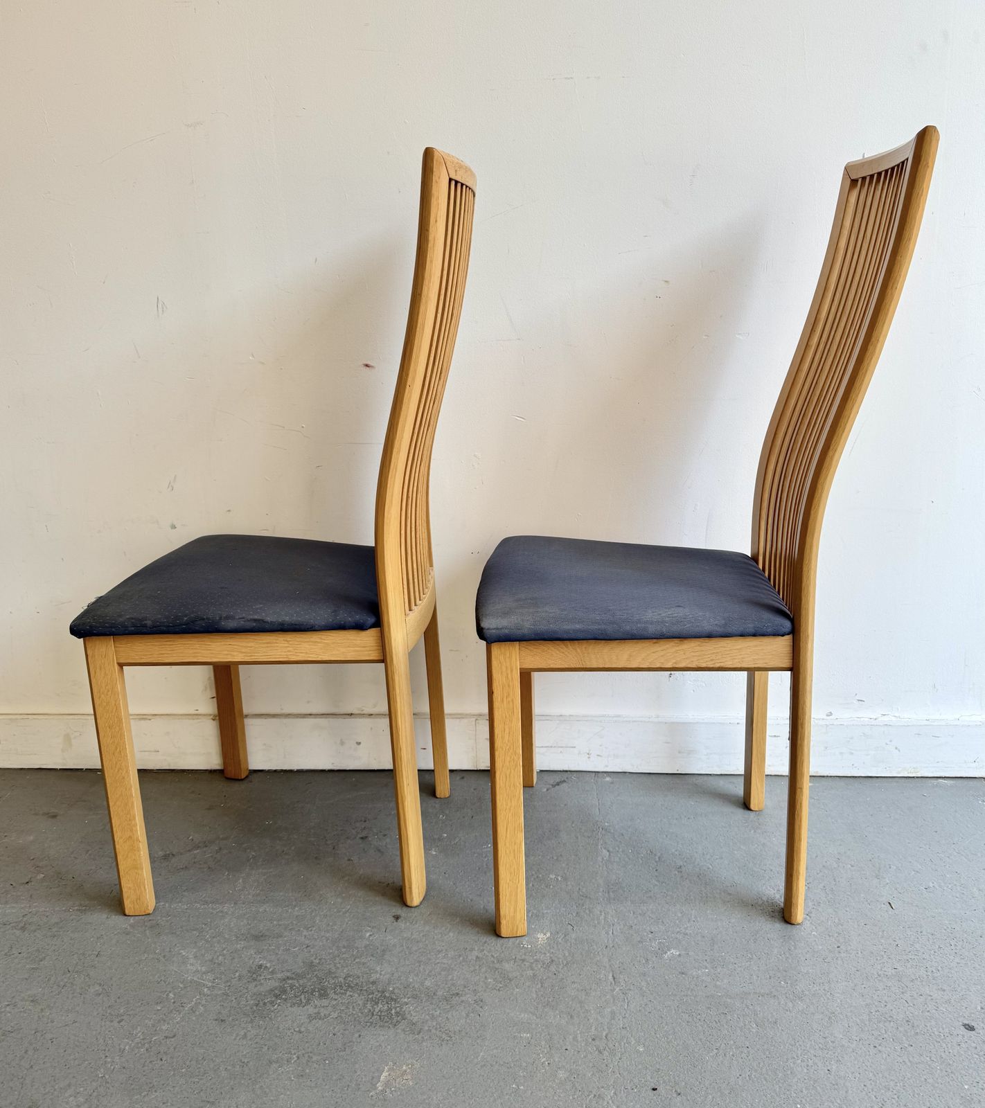 Pair Of Contemporary Dining Chairs photo vinterior