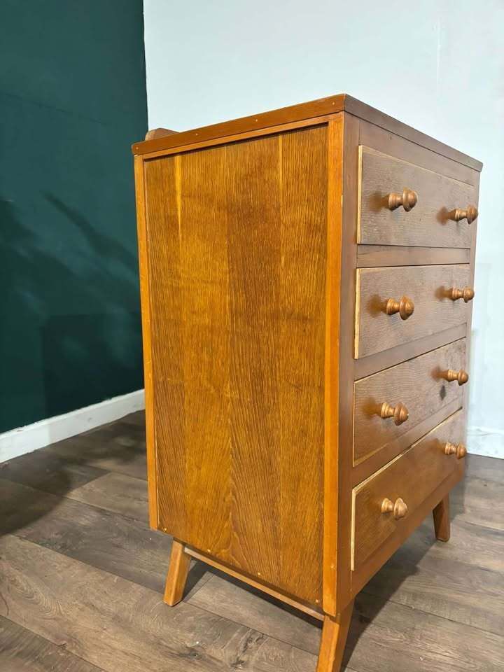 Mid Century Four Drawer Chest photo vinterior
