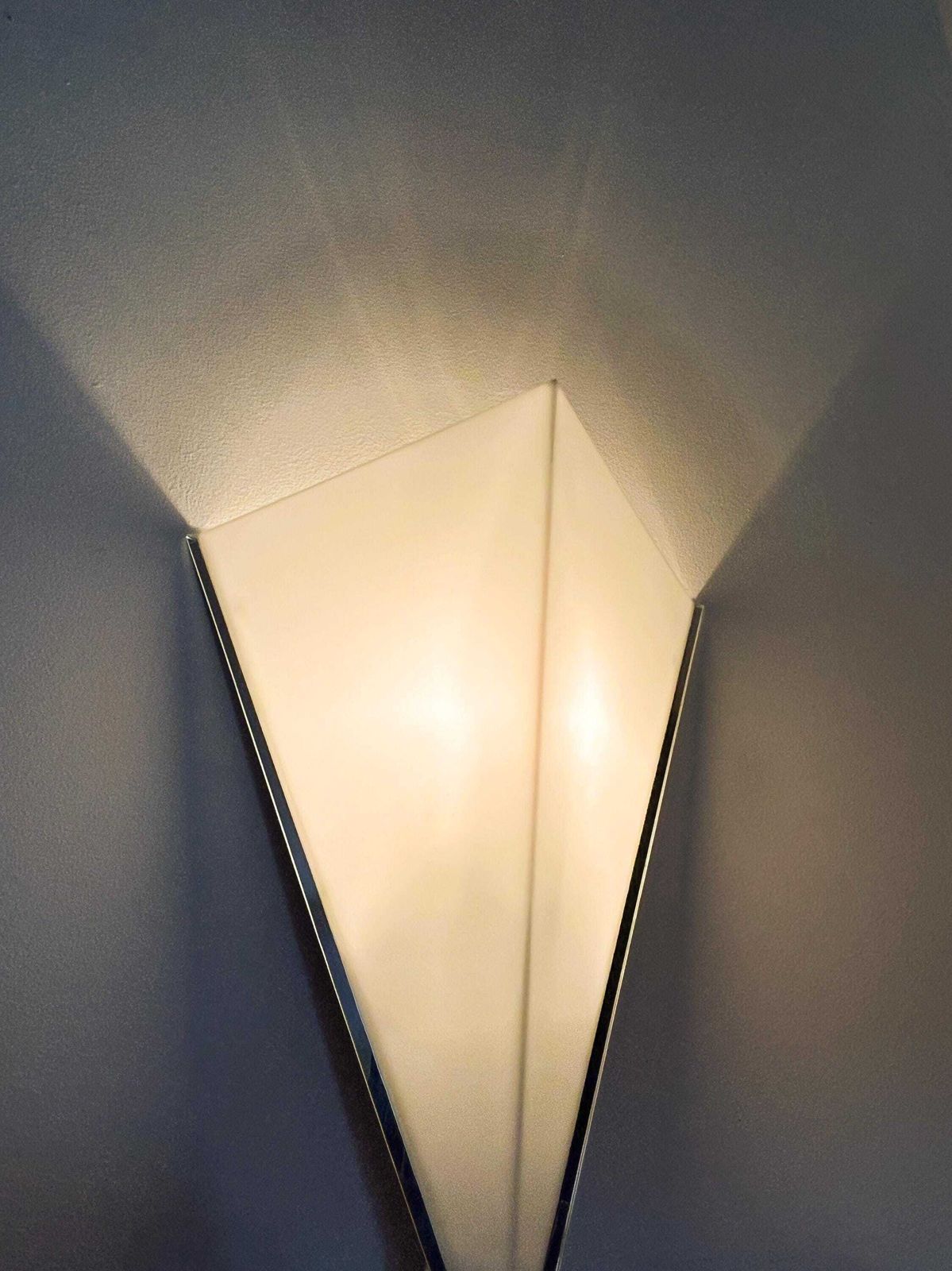 Vintage 'Harco Loor Design' Wall Lamp (Large)   Dutch Design – Triangle photo vintage