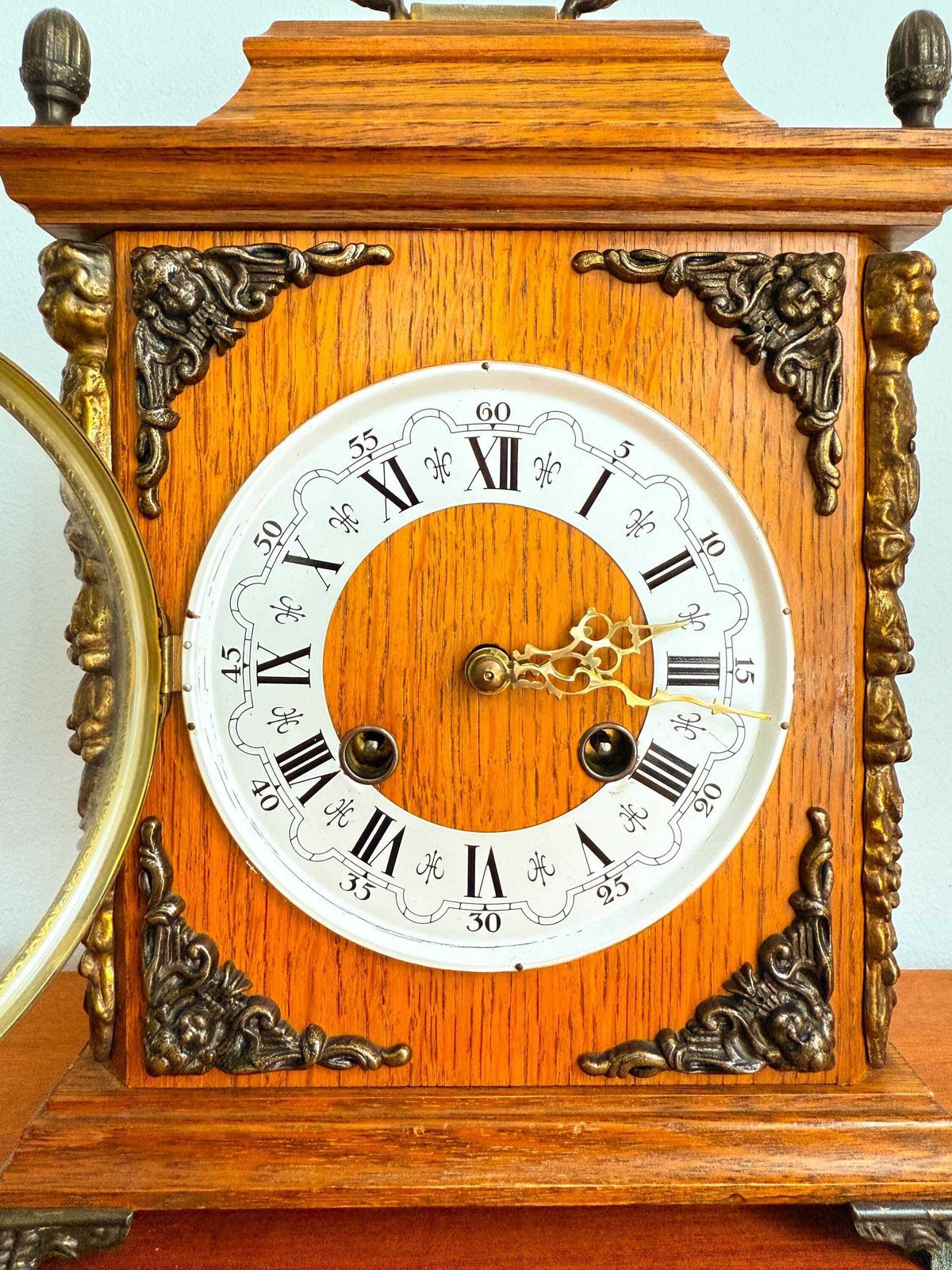 Vintage Fhs / Franz Hermle Table Clock With 3 Bar Gong   Convex Glass   Brass, Glass, Wood   Mid Century photo vintage