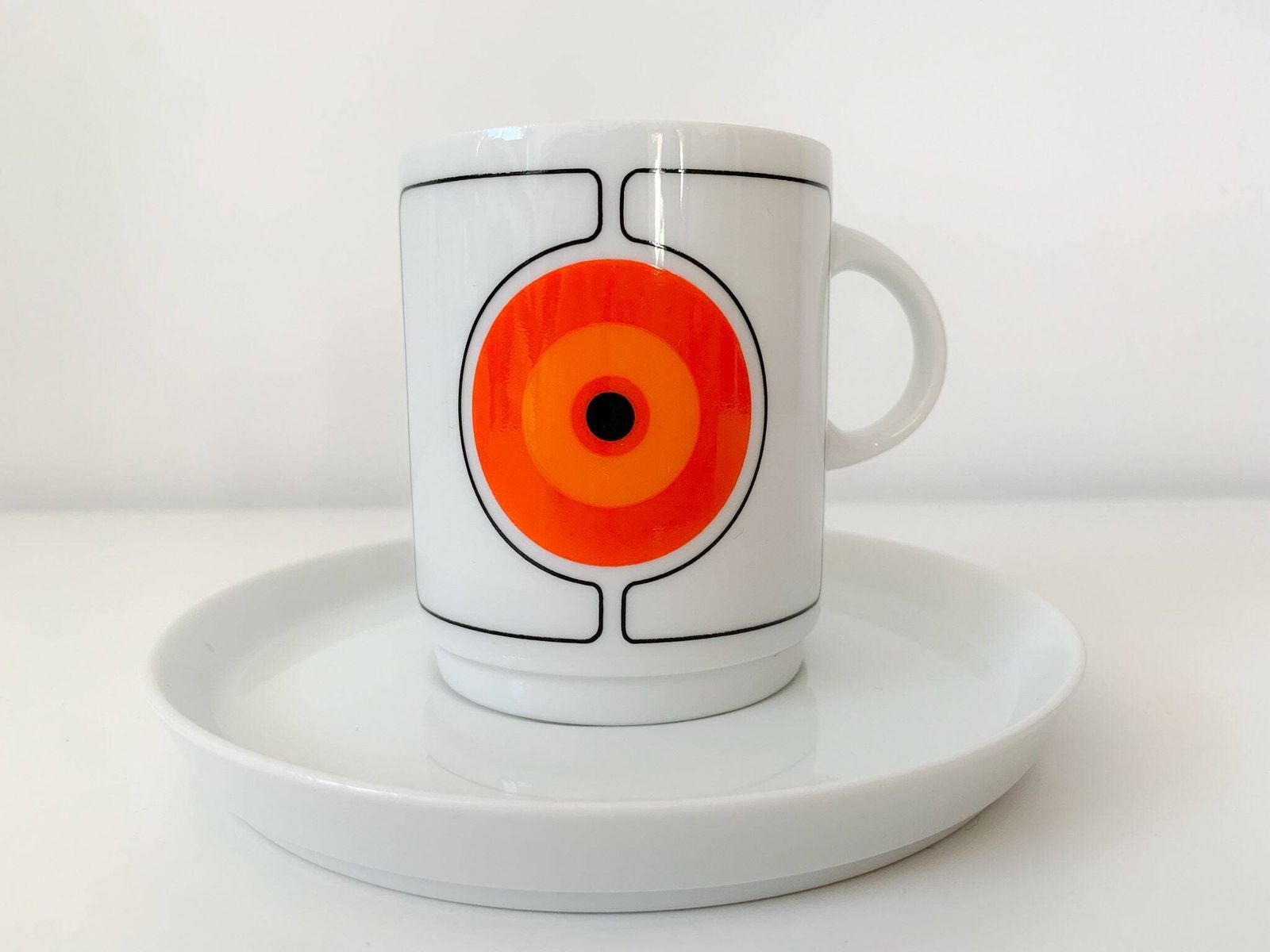 Thomas Rosenthal Eclipse, Collector's Item, Set Van 2x Kop + Schotel photo furniture