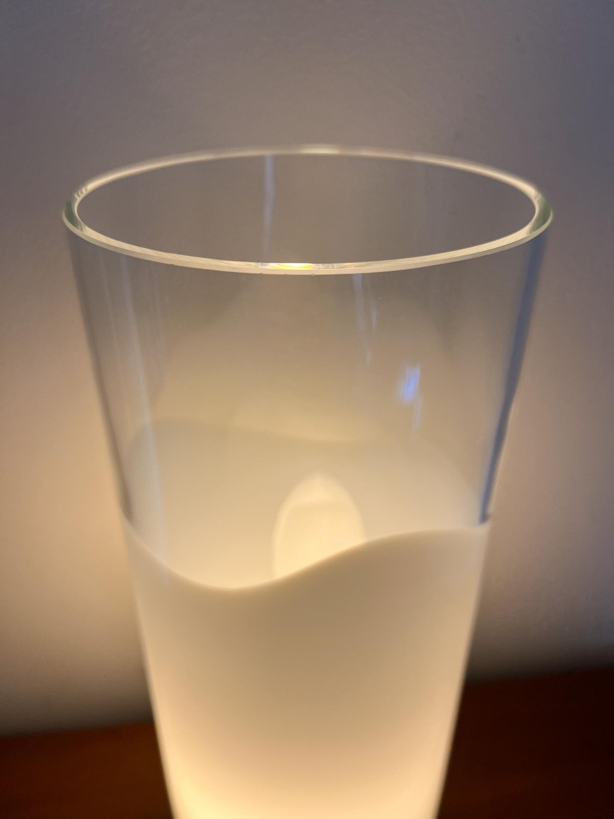photo vintage Vintage Tafellamp   Helder En Melkglas   Cilinder