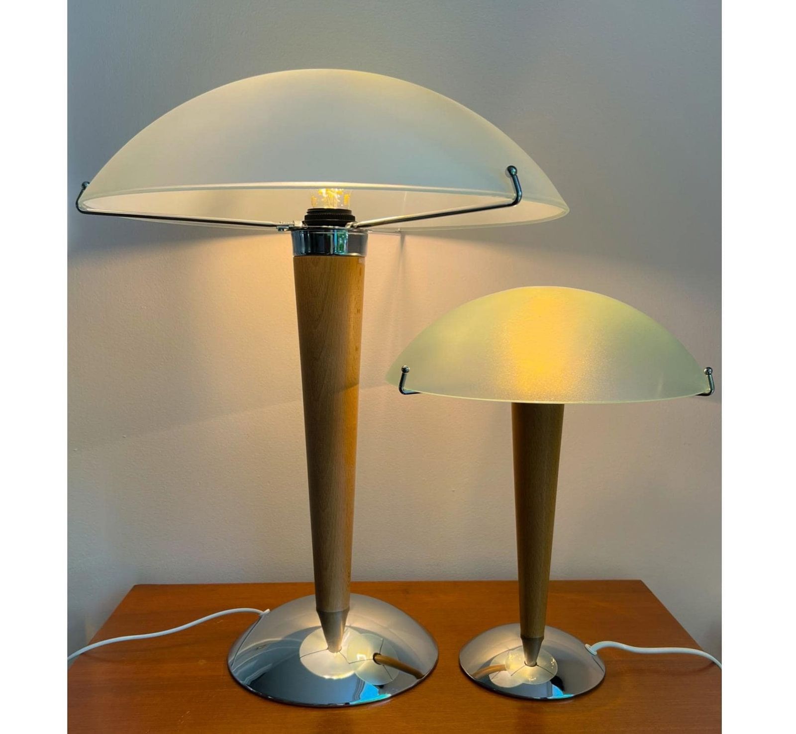 Ikea Kvintol 90s Table Lamp – Frosted Glass, Wood, Chrome – Space Age – Mushroom photo vintage