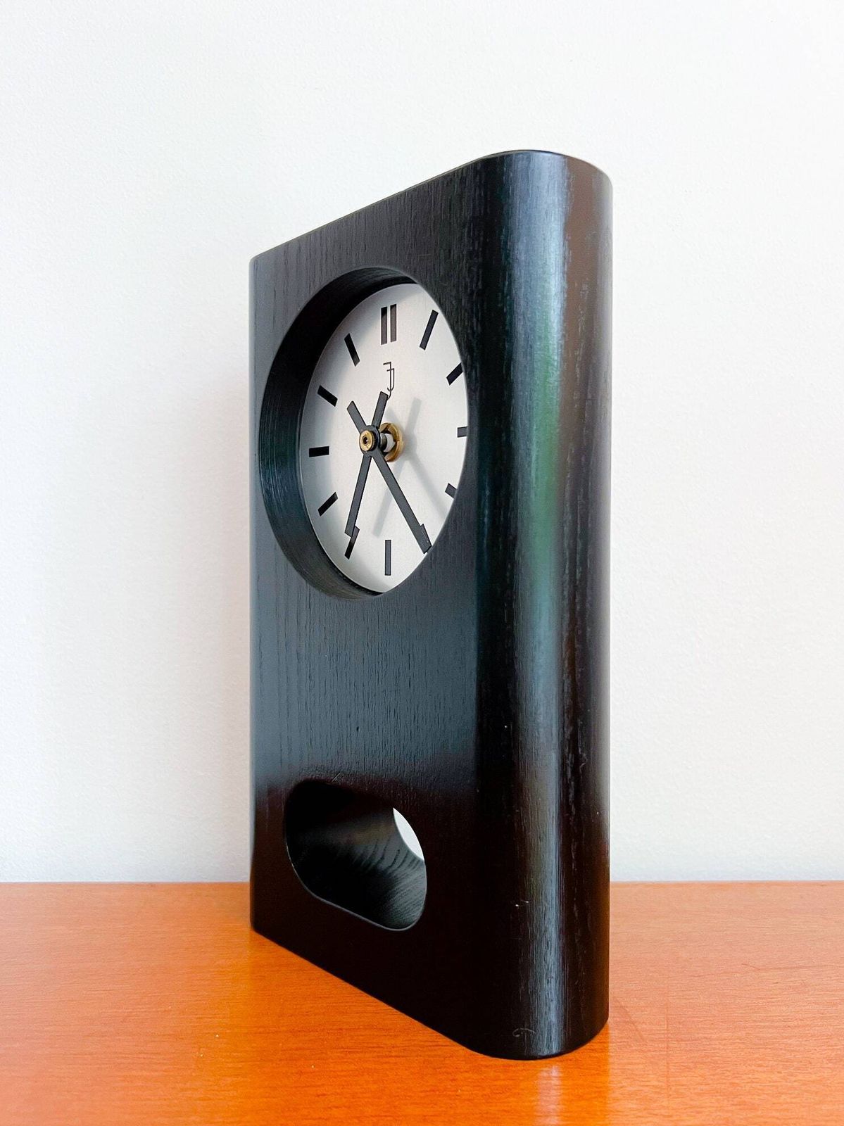 Vintage Mid Century Tafel /Wandklok Van Jj (Jacob Jensen) | Jaren '70 | Mcm | Minimalistisch photo for sale