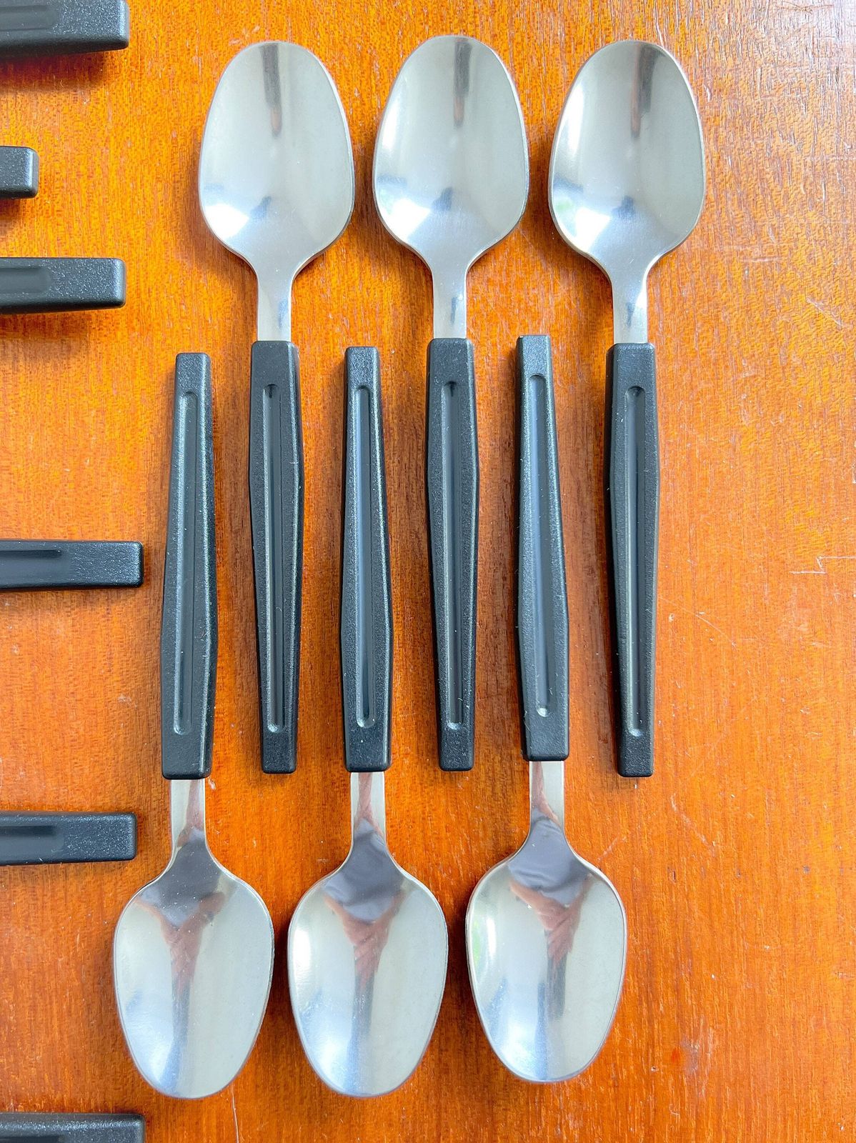 Ikea 'Alert' Cutlery Set   20 Pieces   Design By Franz James photo 132.0