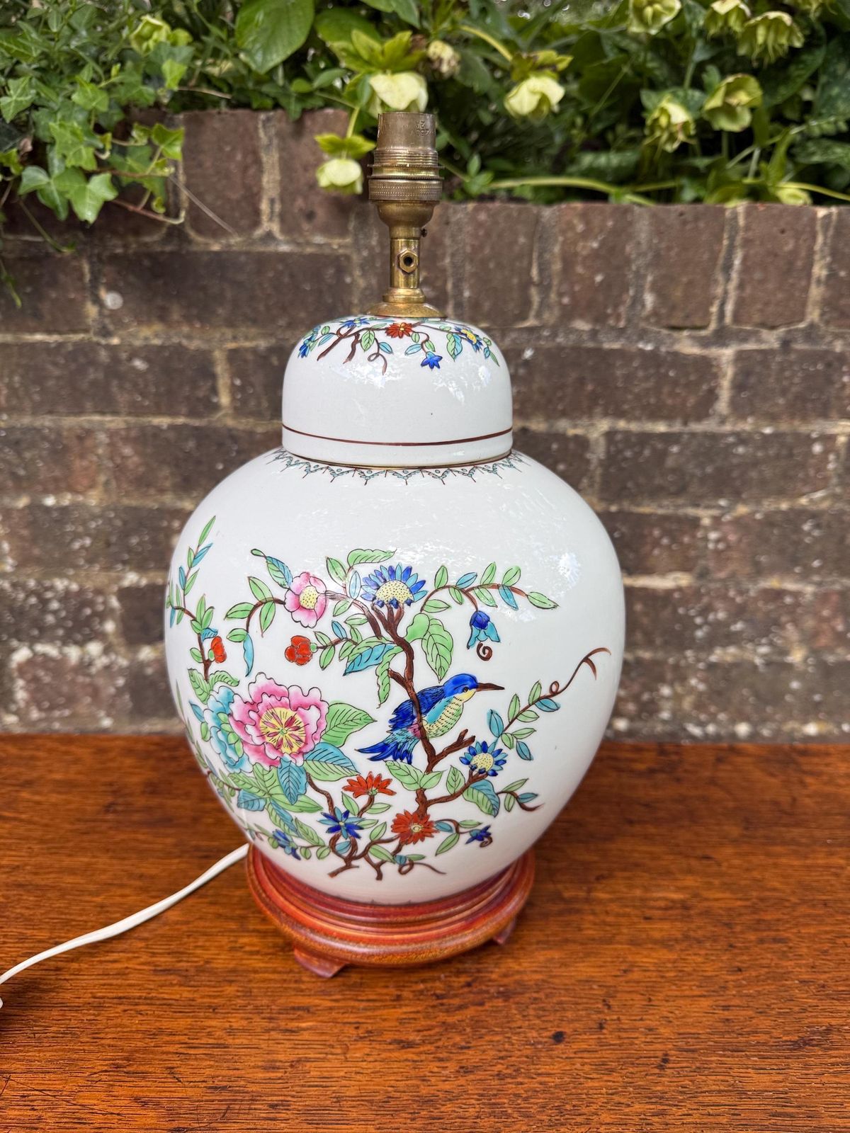 Vintage Oriental Style Porcelain 1970s Lamp, Floral Chinoiserie Table Lamp With Wooden Base, Hand Painted, Working photo buy