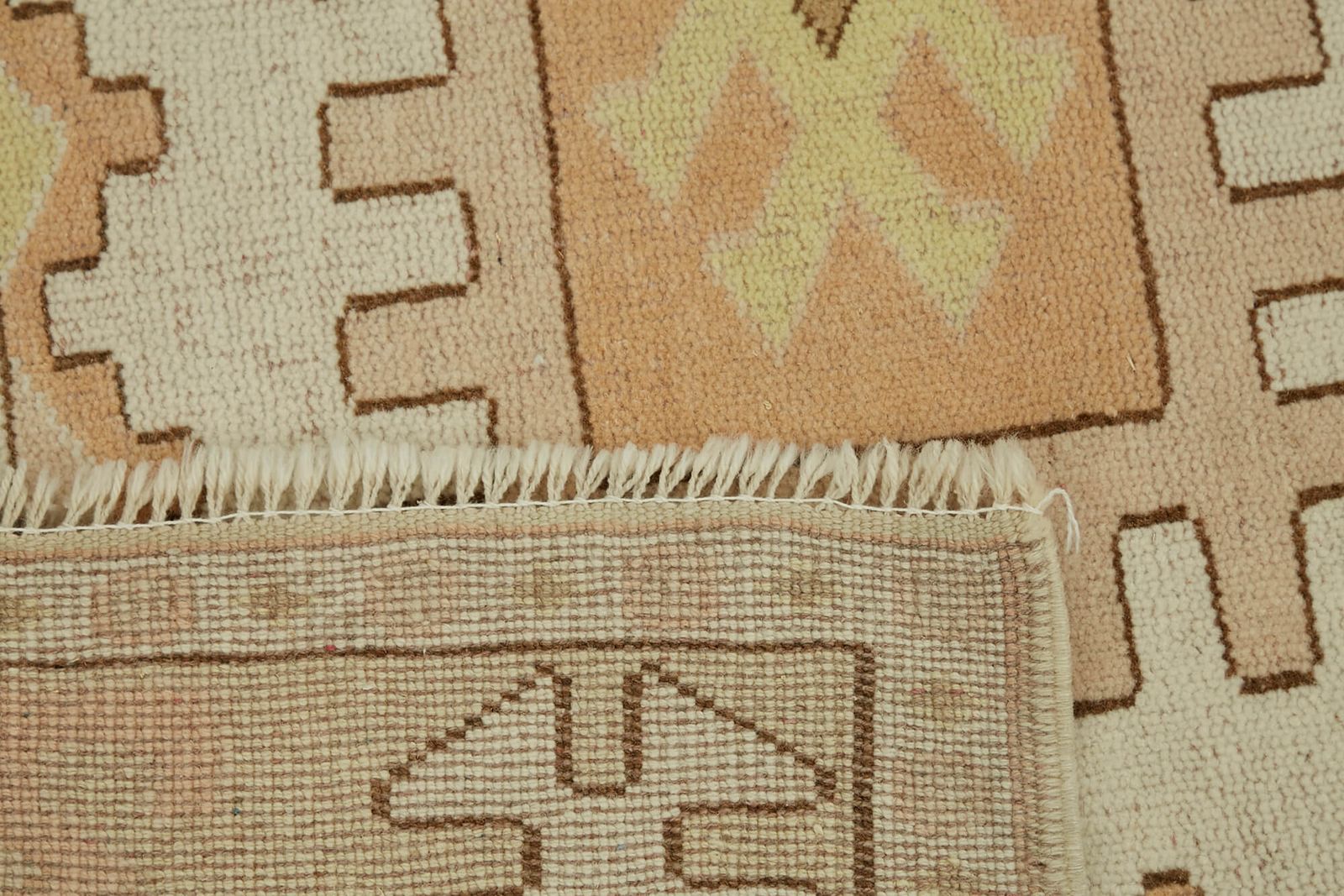 Handmade Vintage Beige Anatolian Rug 139 Cm X 166 Cm photo vinterior