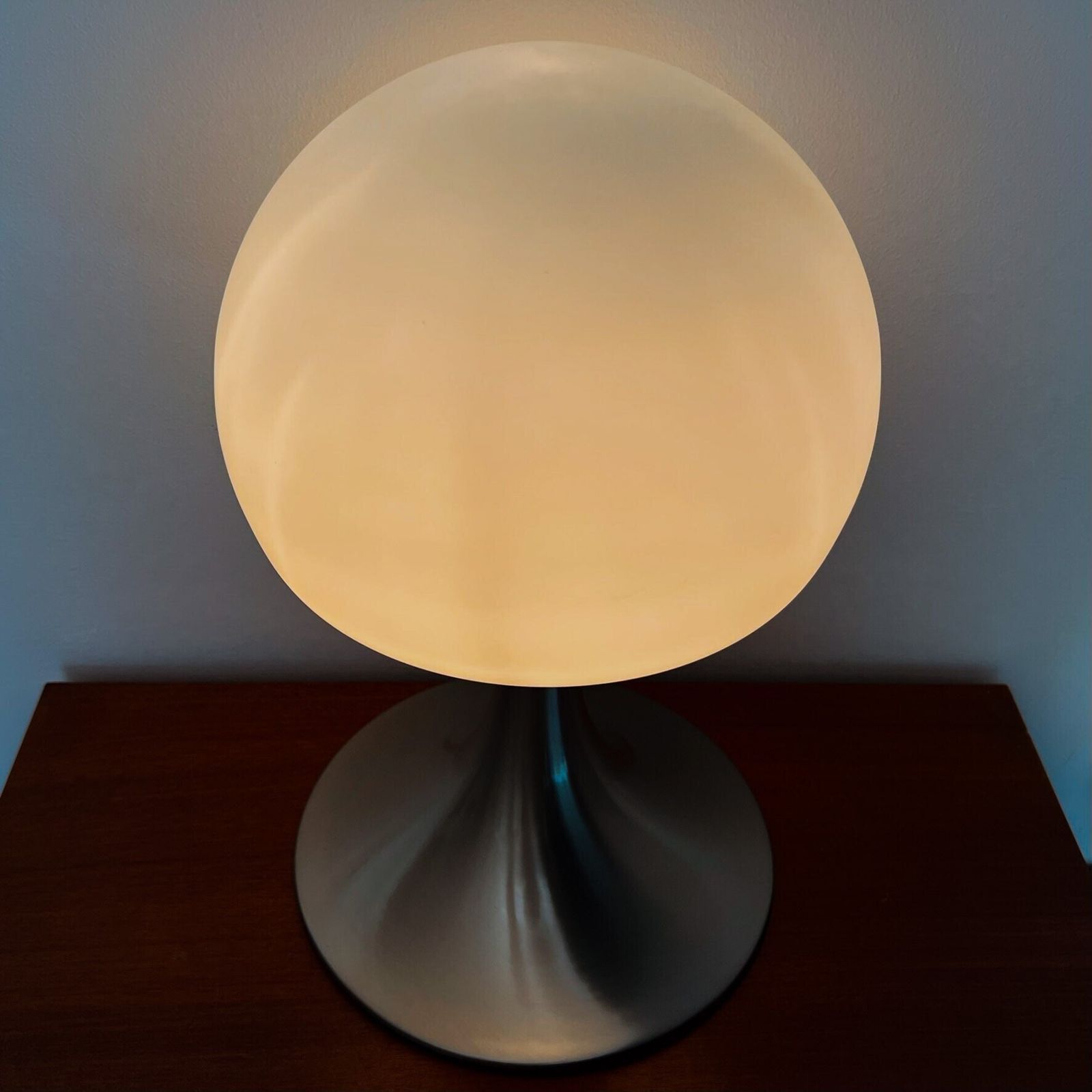 Prisma Leuchten Style   Xl Mushroom Table Lamp   Tip Touch Control photo vinterior