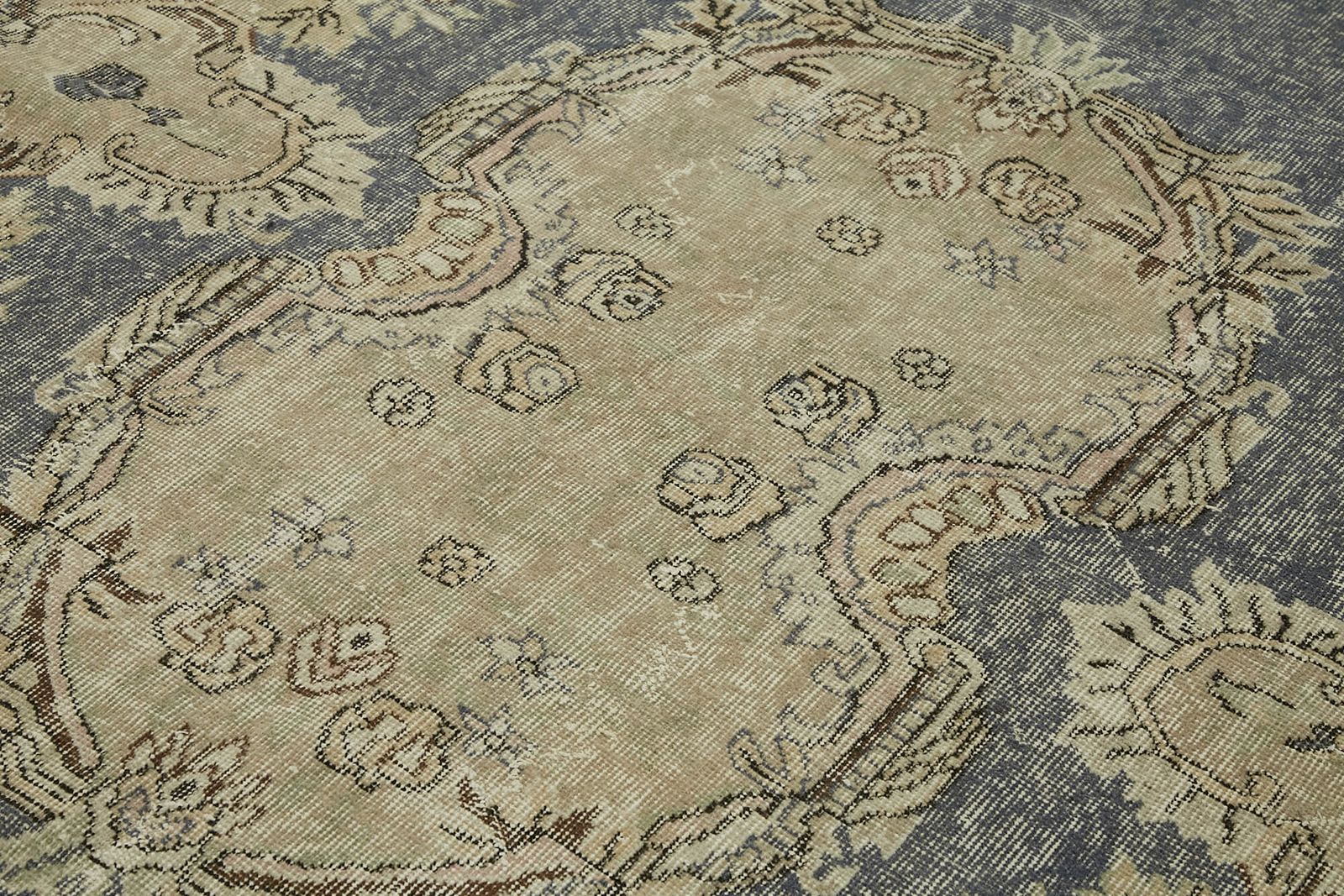 Handmade Beige Turkish Vintage Area Rug 198 Cm X 314 Cm photo 612.0